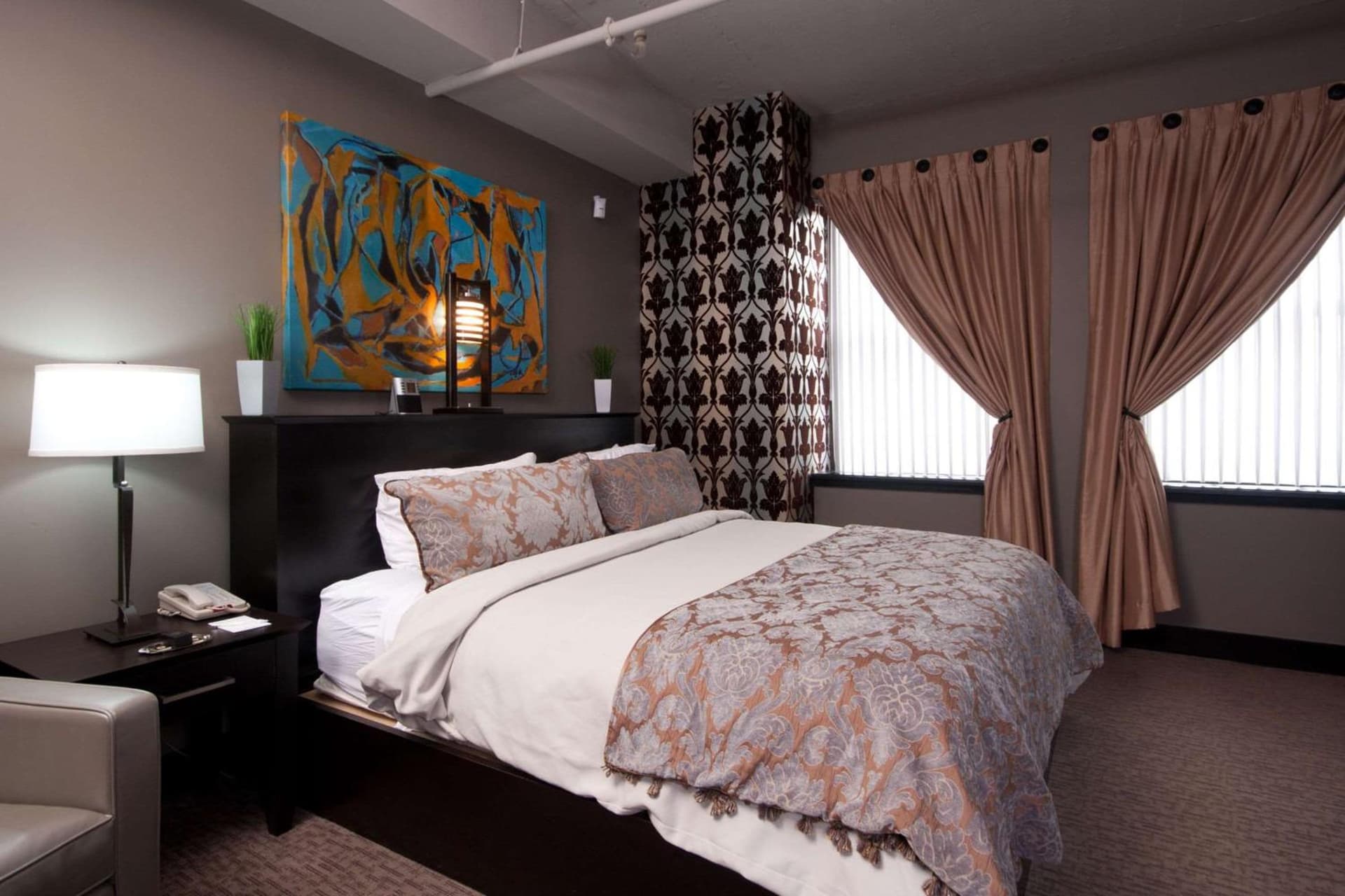 The Giacomo, an Ascend Collection Hotel gallery photo in Niagara Falls, NY — image 13