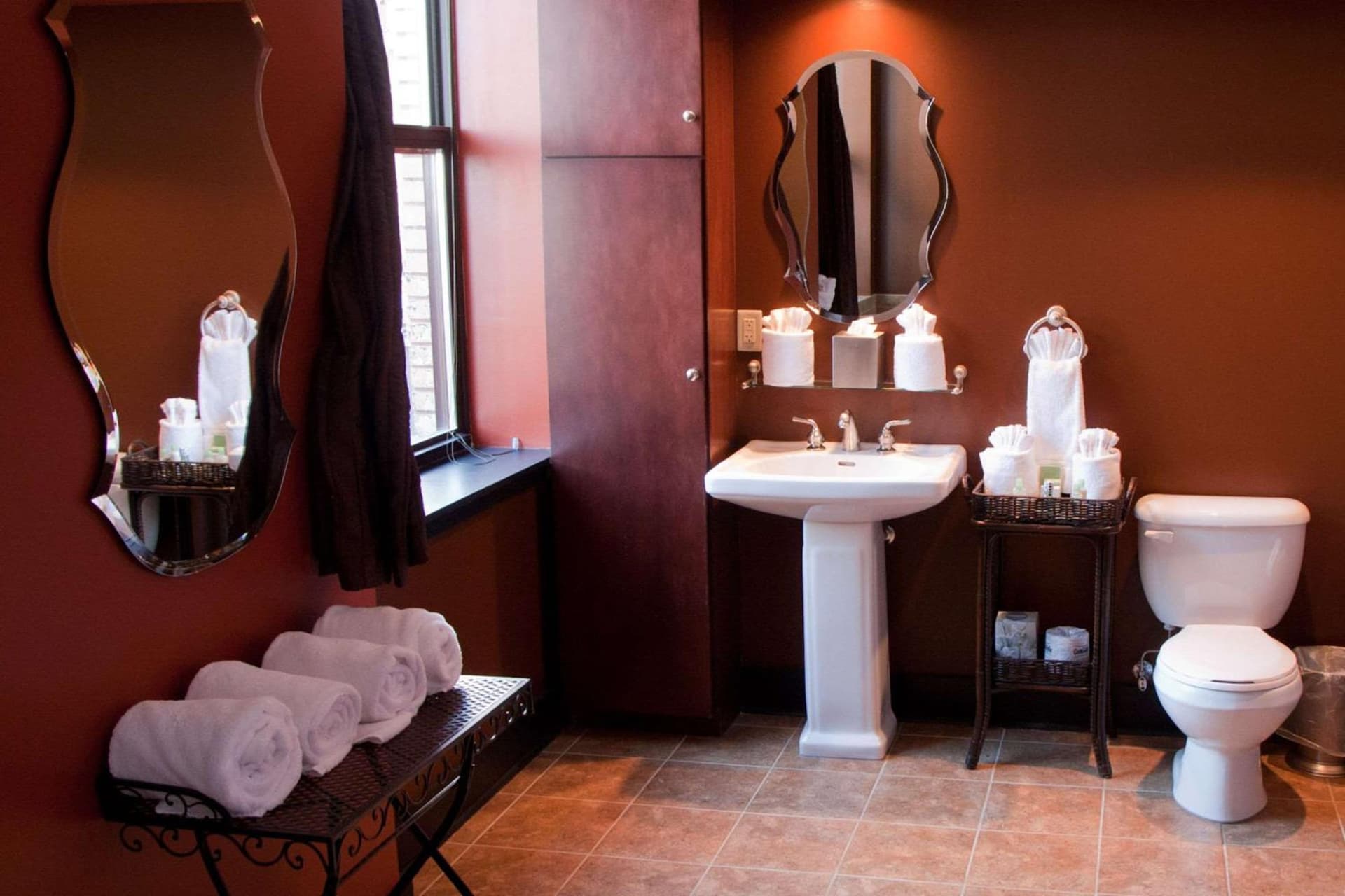 The Giacomo, an Ascend Collection Hotel gallery photo in Niagara Falls, NY — image 11
