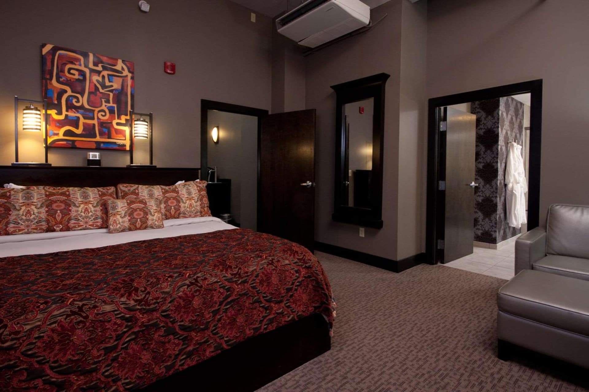 The Giacomo, an Ascend Collection Hotel gallery photo in Niagara Falls, NY — image 6