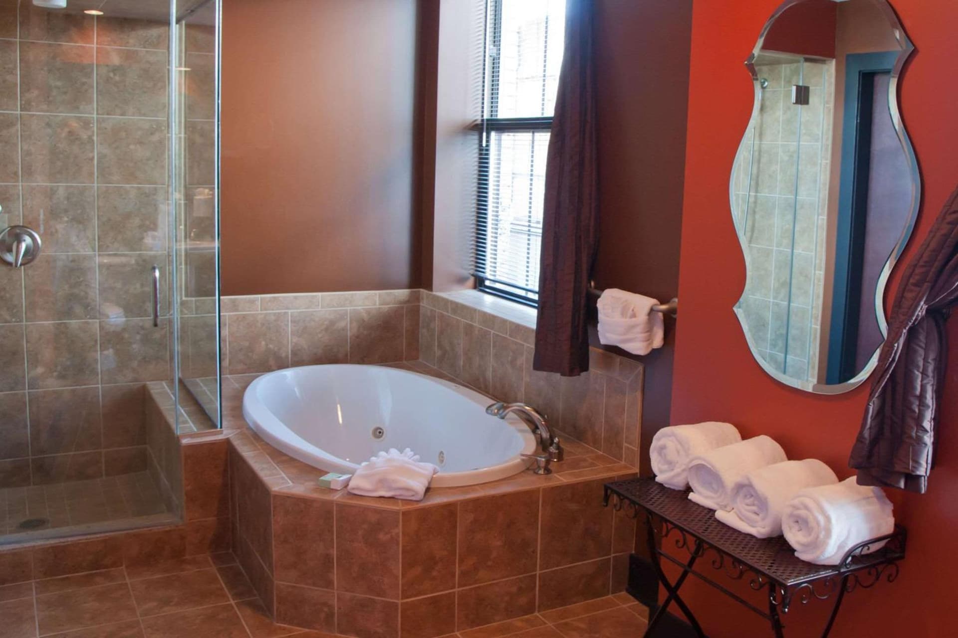 The Giacomo, an Ascend Collection Hotel gallery photo in Niagara Falls, NY — image 20