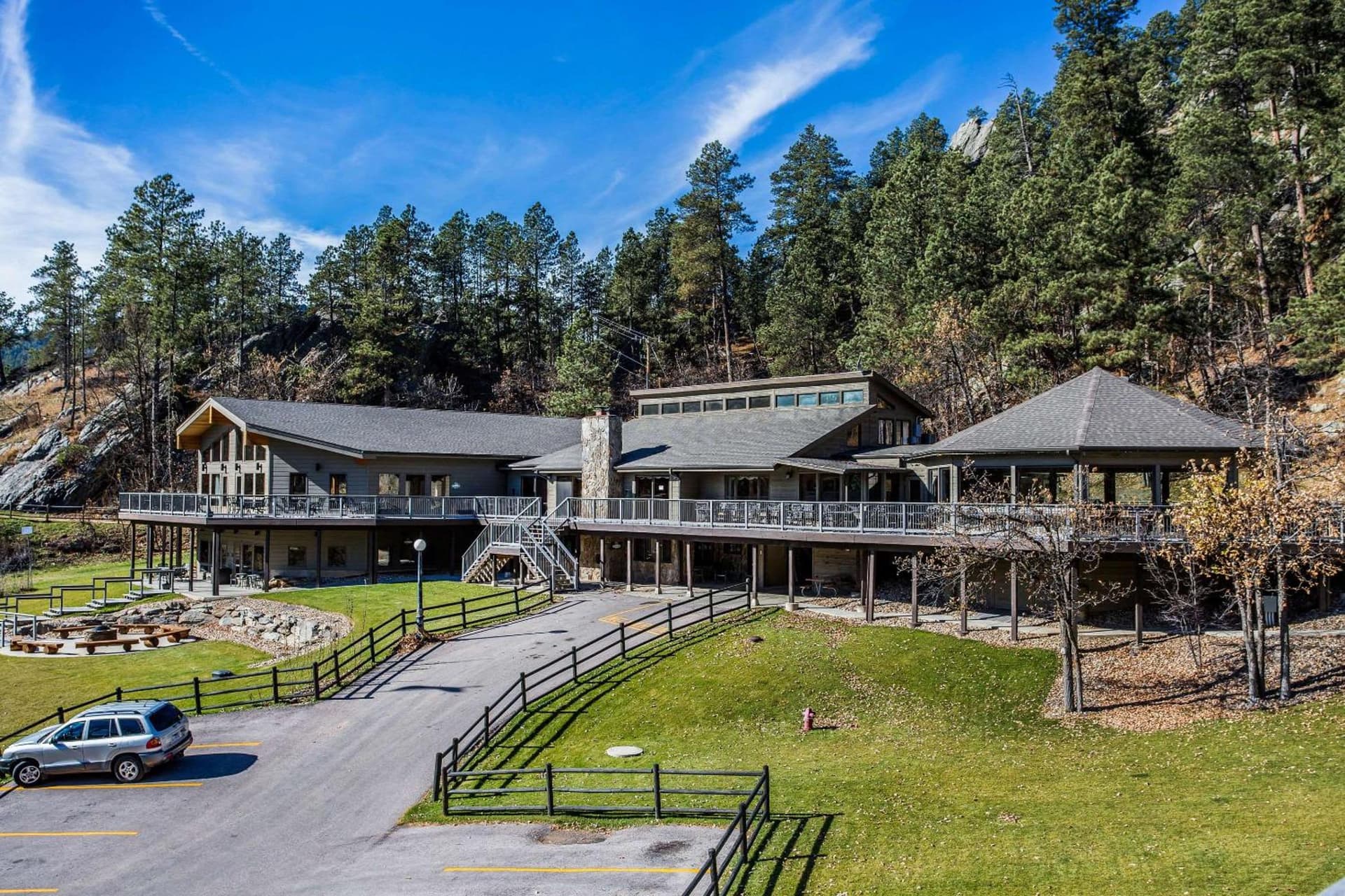 K Bar S Lodge, an Ascend Collection Hotel property views in Keystone, SD — gallery photo 3