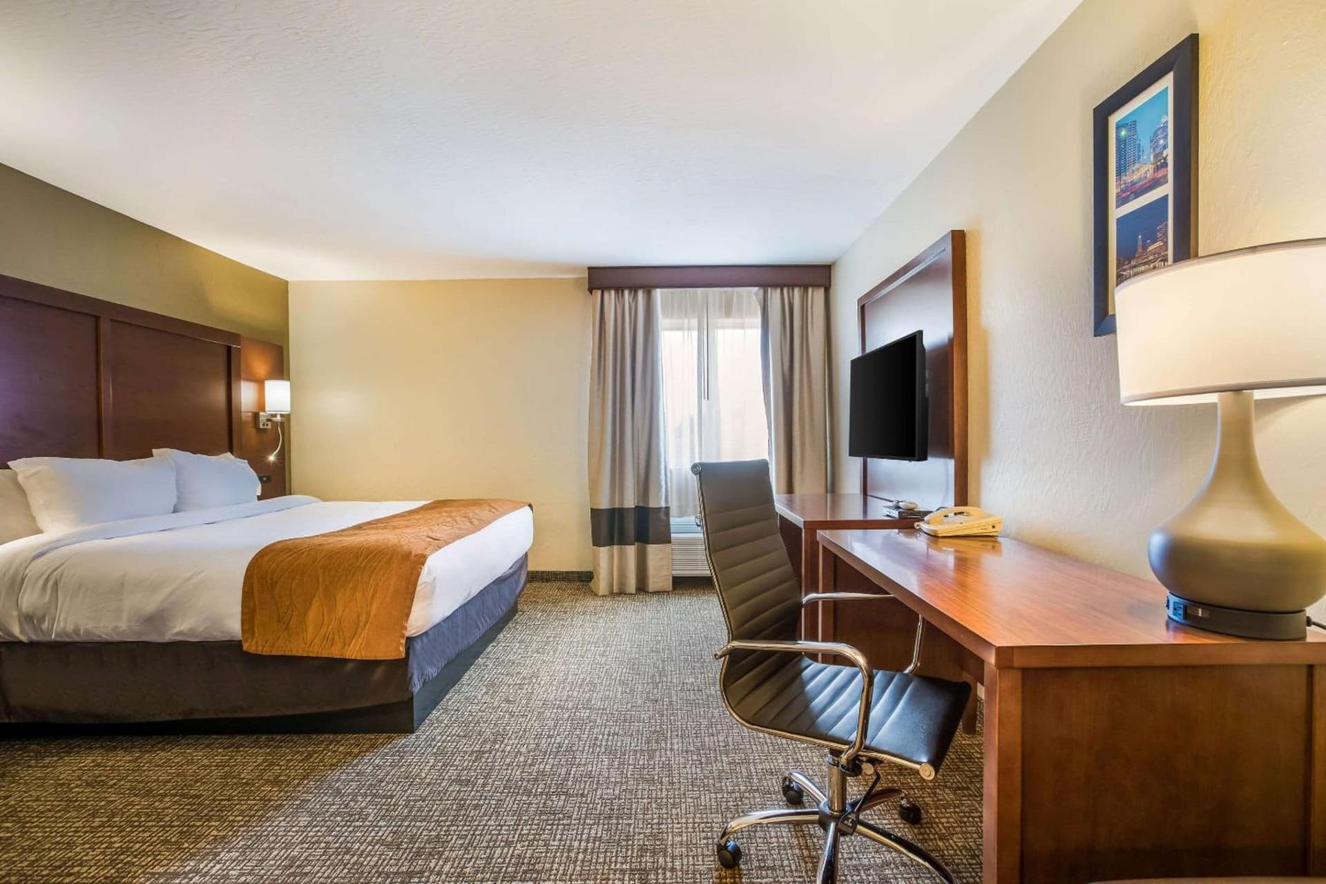 Comfort Inn & Suites Fairborn near Wright Patterson AFB gallery photo in Fairborn, OH — image 42