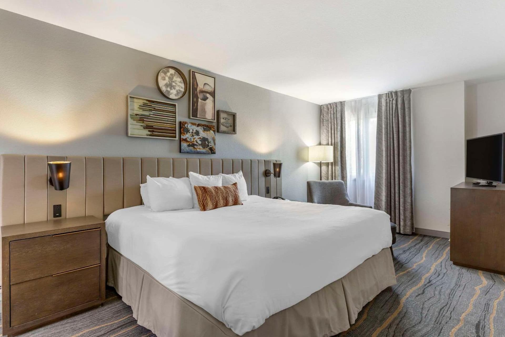 Windmill Suites Surprise - Phoenix, an Ascend Collection Hotel gallery photo in Surprise, AZ — image 15