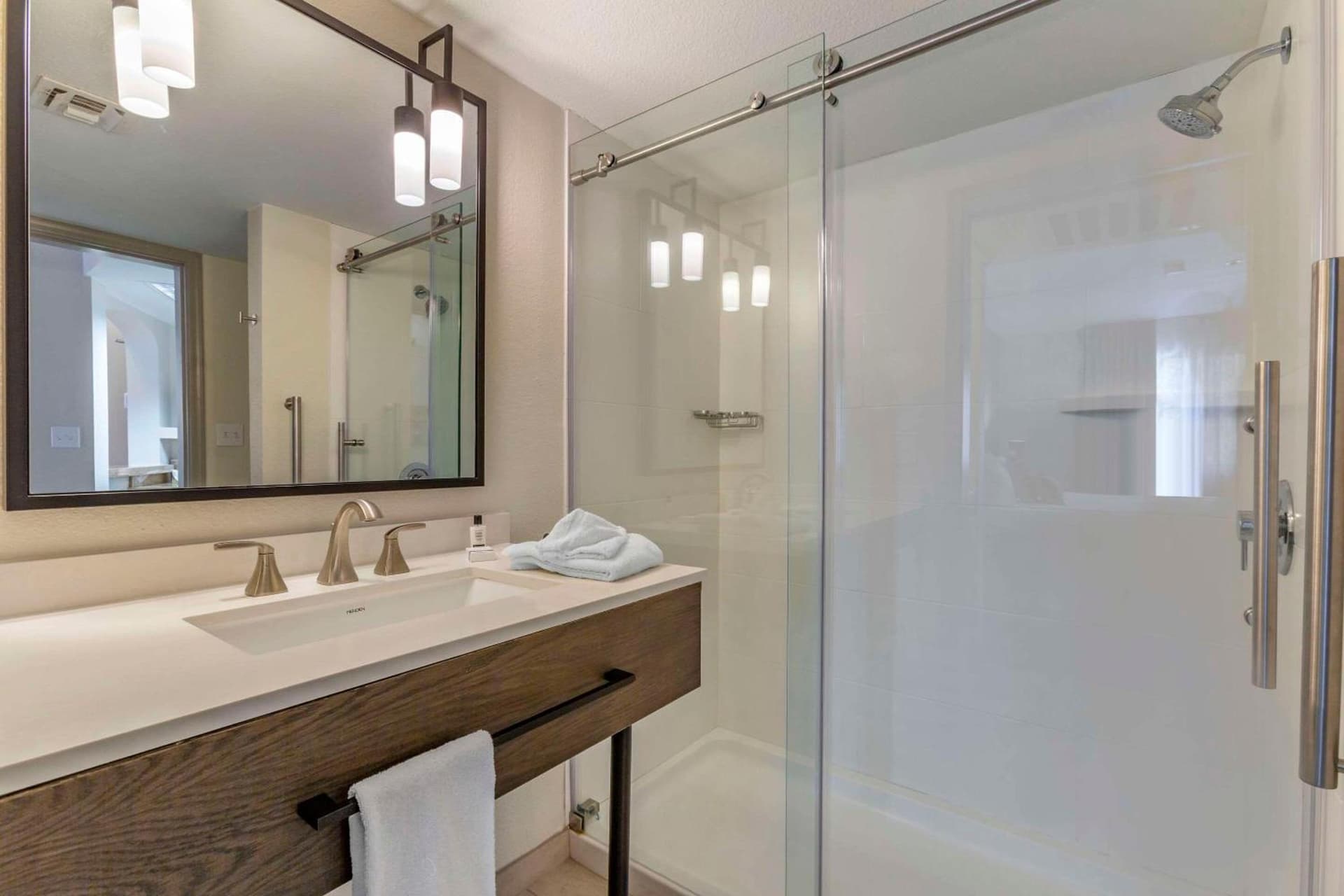 Windmill Suites Surprise - Phoenix, an Ascend Collection Hotel gallery photo in Surprise, AZ — image 23