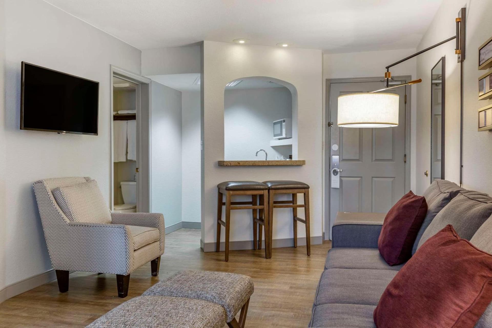 Windmill Suites Surprise - Phoenix, an Ascend Collection Hotel gallery photo in Surprise, AZ — image 5