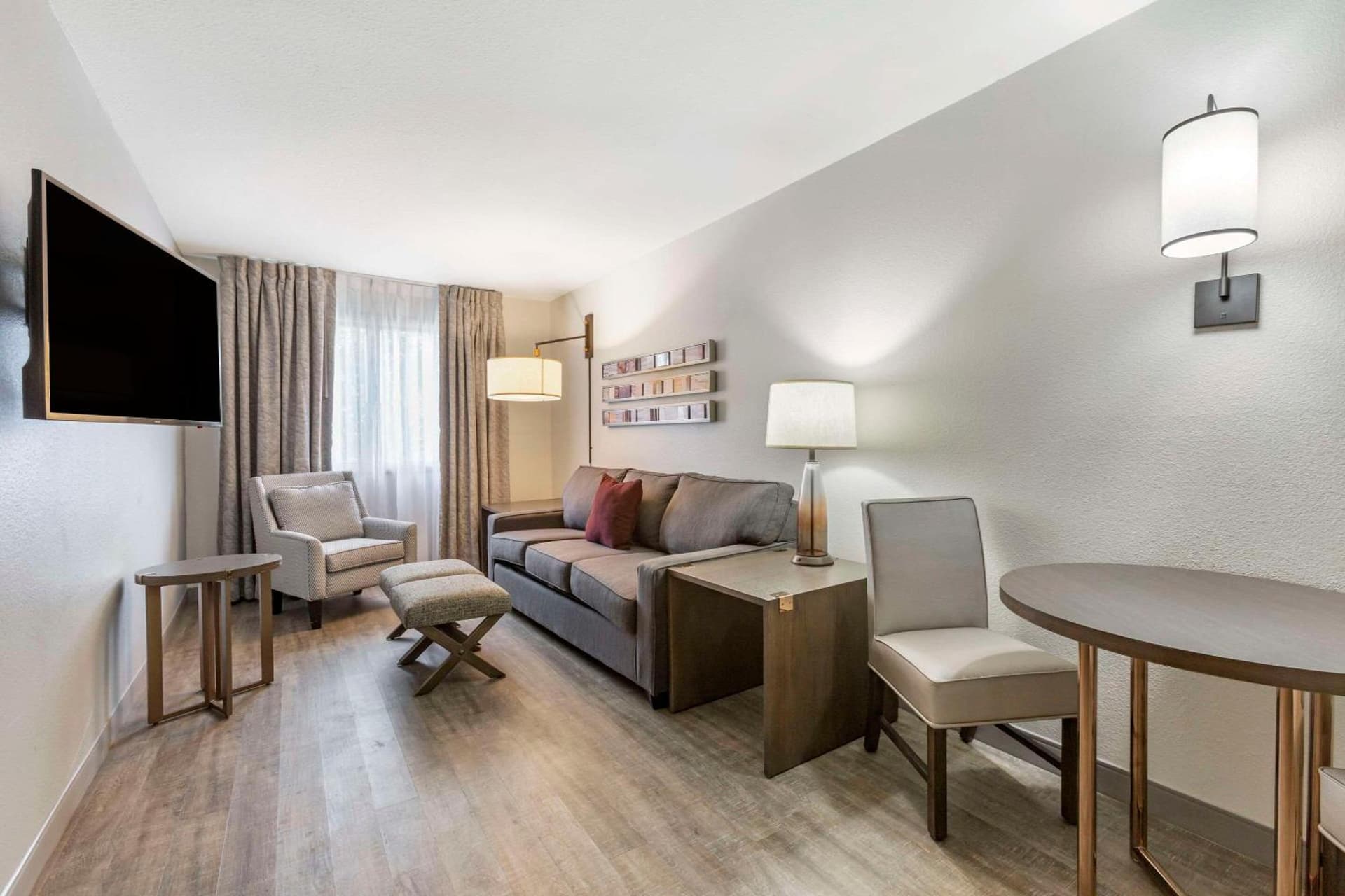 Windmill Suites Surprise - Phoenix, an Ascend Collection Hotel gallery photo in Surprise, AZ — image 26