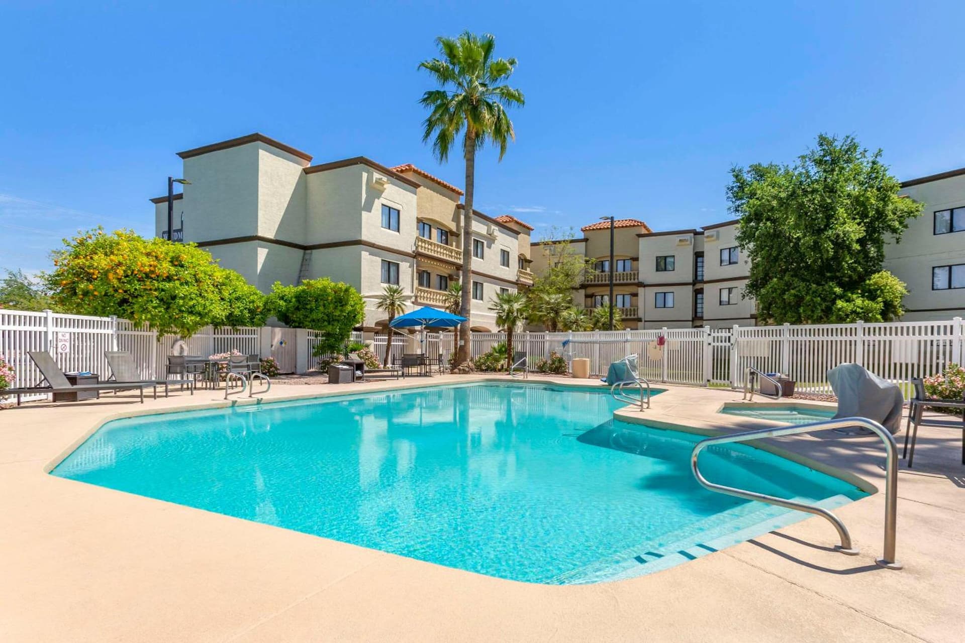 Windmill Suites Surprise - Phoenix, an Ascend Collection Hotel gallery photo in Surprise, AZ — image 12