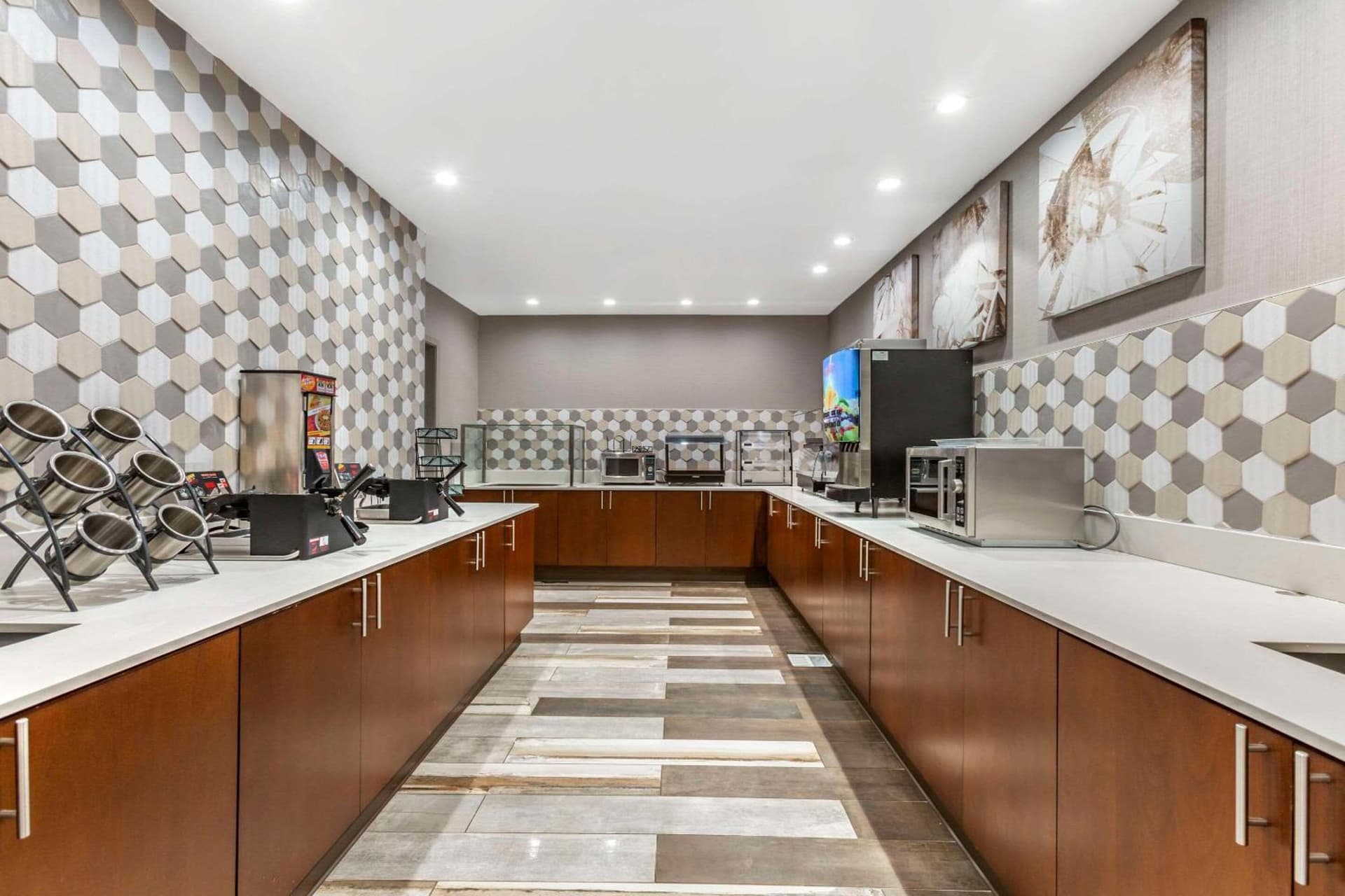 Windmill Suites Surprise - Phoenix, an Ascend Collection Hotel property views in Surprise, AZ — gallery photo 3