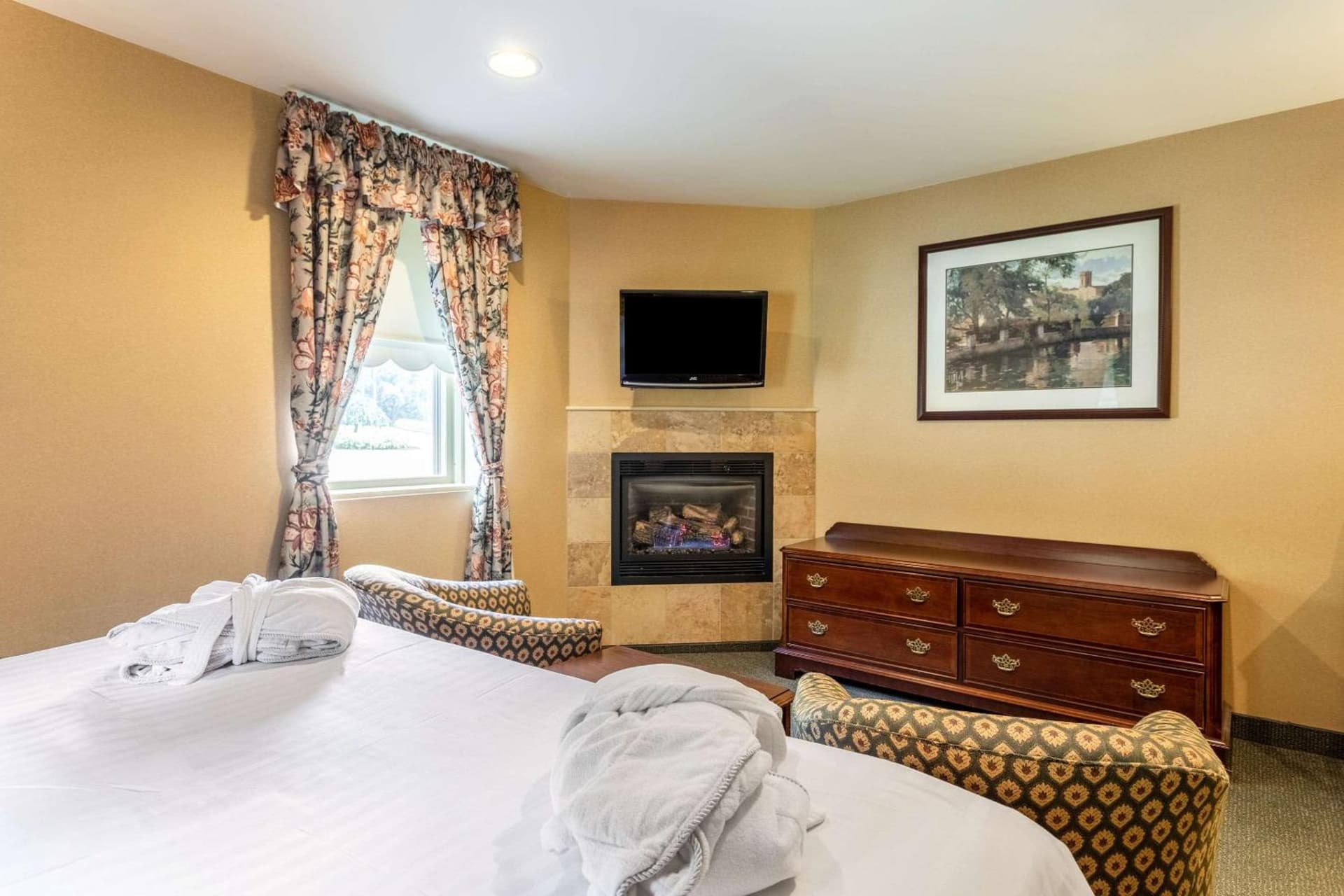 Traditions Hotel & Spa Johnson City - Binghamton, an Ascend Collection Hotel gallery photo in Johnson City, NY — image 141