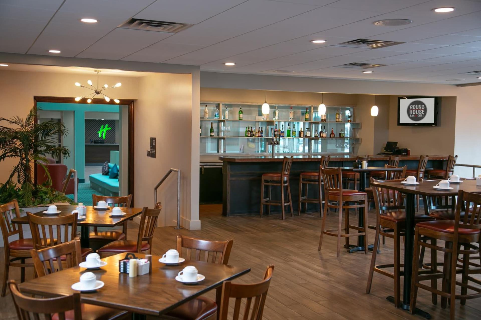Holiday Inn Metairie New Orleans by IHG gallery photo in Metairie, LA — image 83