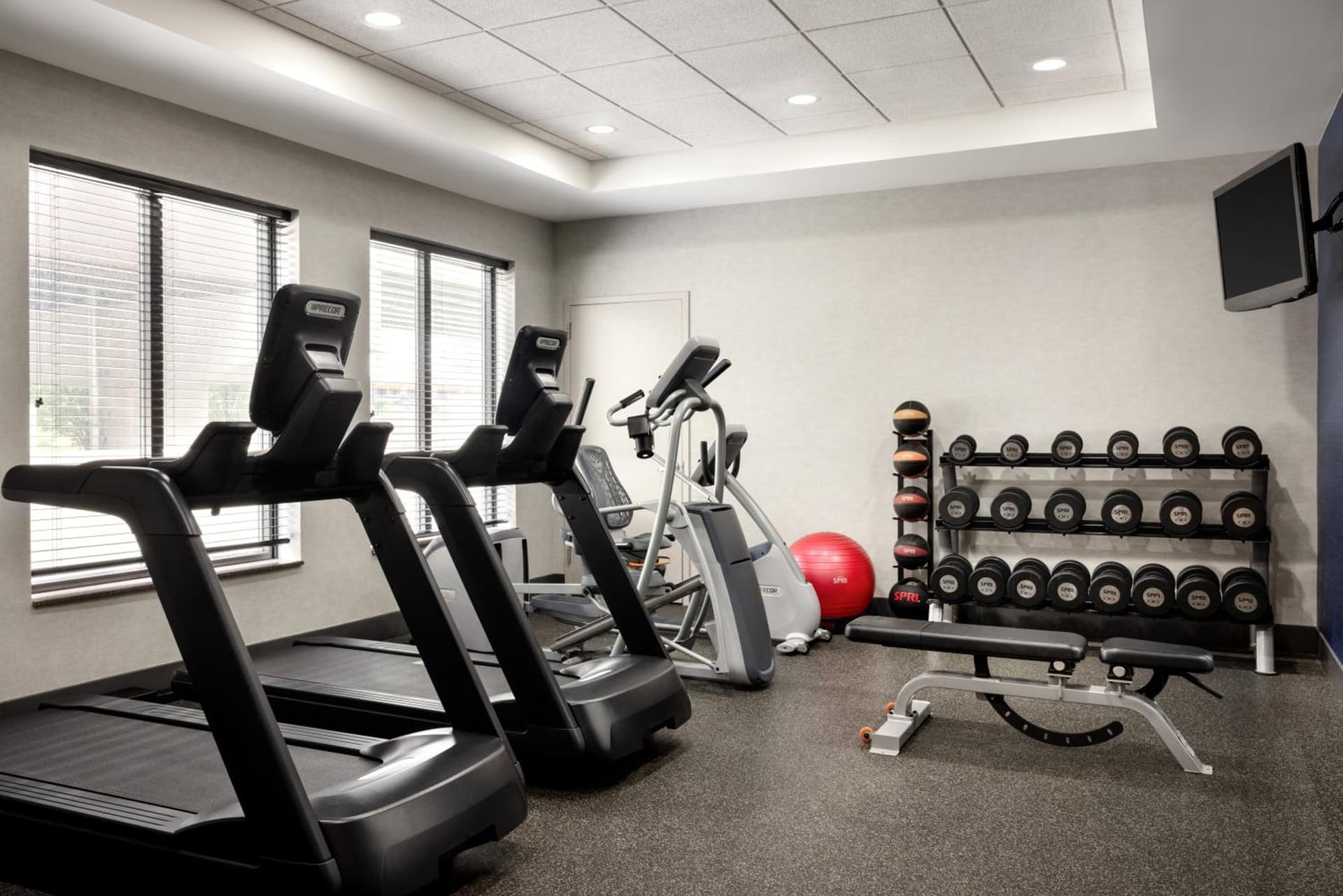 Hampton Inn by Hilton Boston/Cambridge property views in Cambridge, MA — gallery photo 3