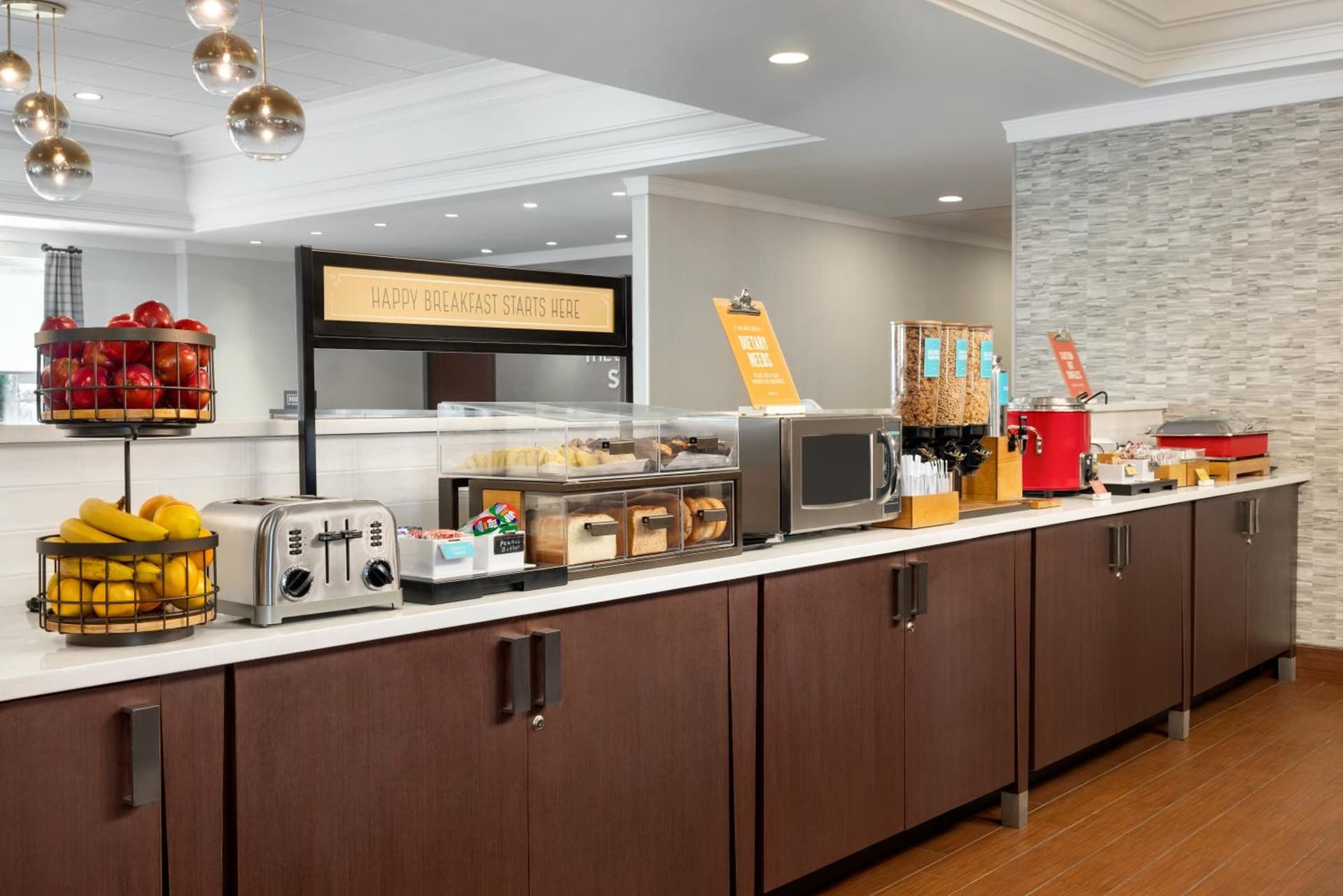 Hampton Inn by Hilton Boston/Cambridge gallery photo in Cambridge, MA — image 23