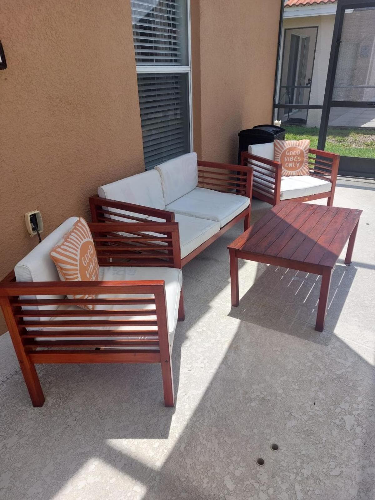 Charming and Cozy Room near to Disney featured exterior or lobby in Loughman, FL — similar hotel