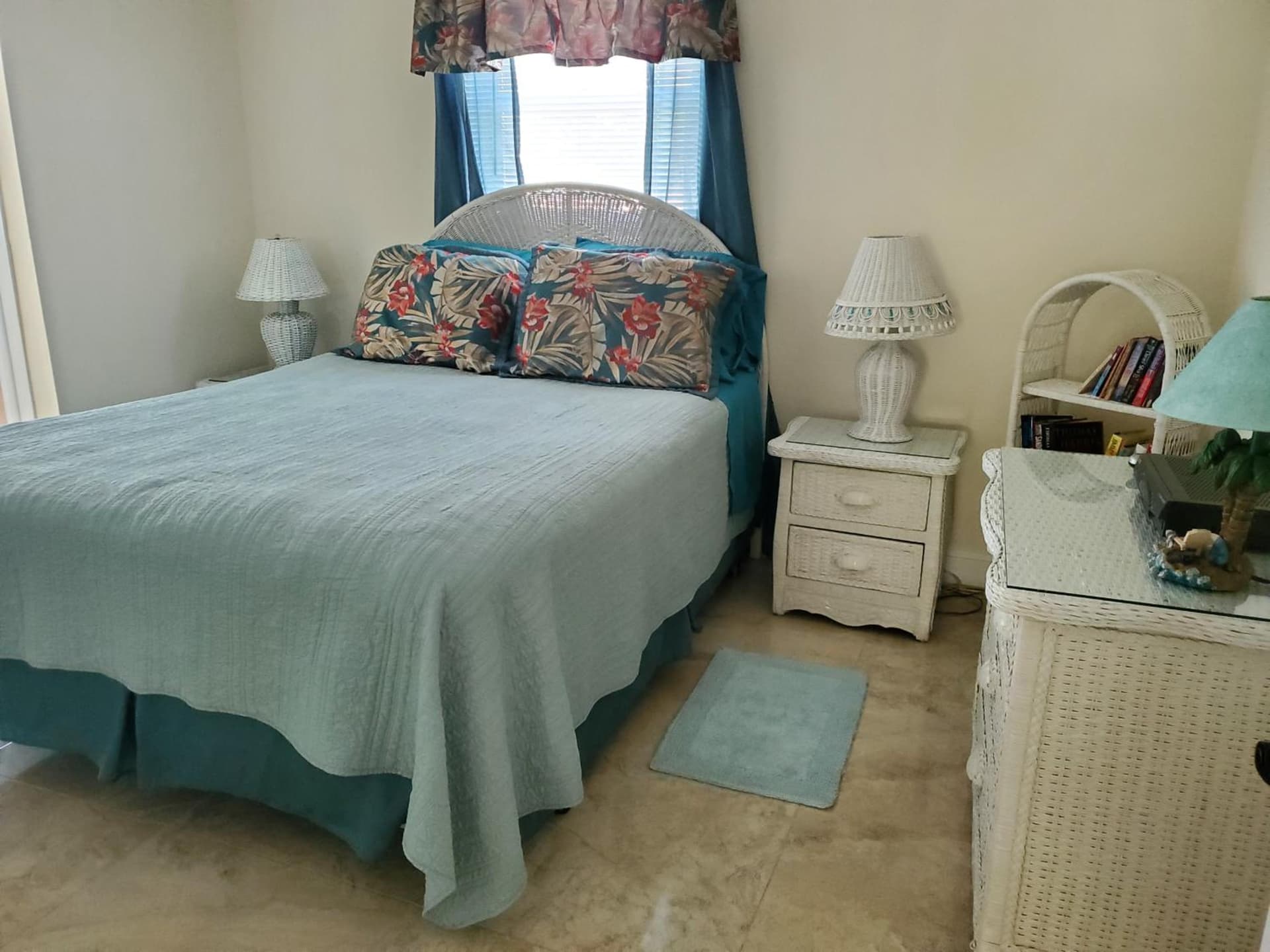 All Pets Welcome, Across From Beach, Tiki Hut property views in Jensen Beach, FL — gallery photo 3