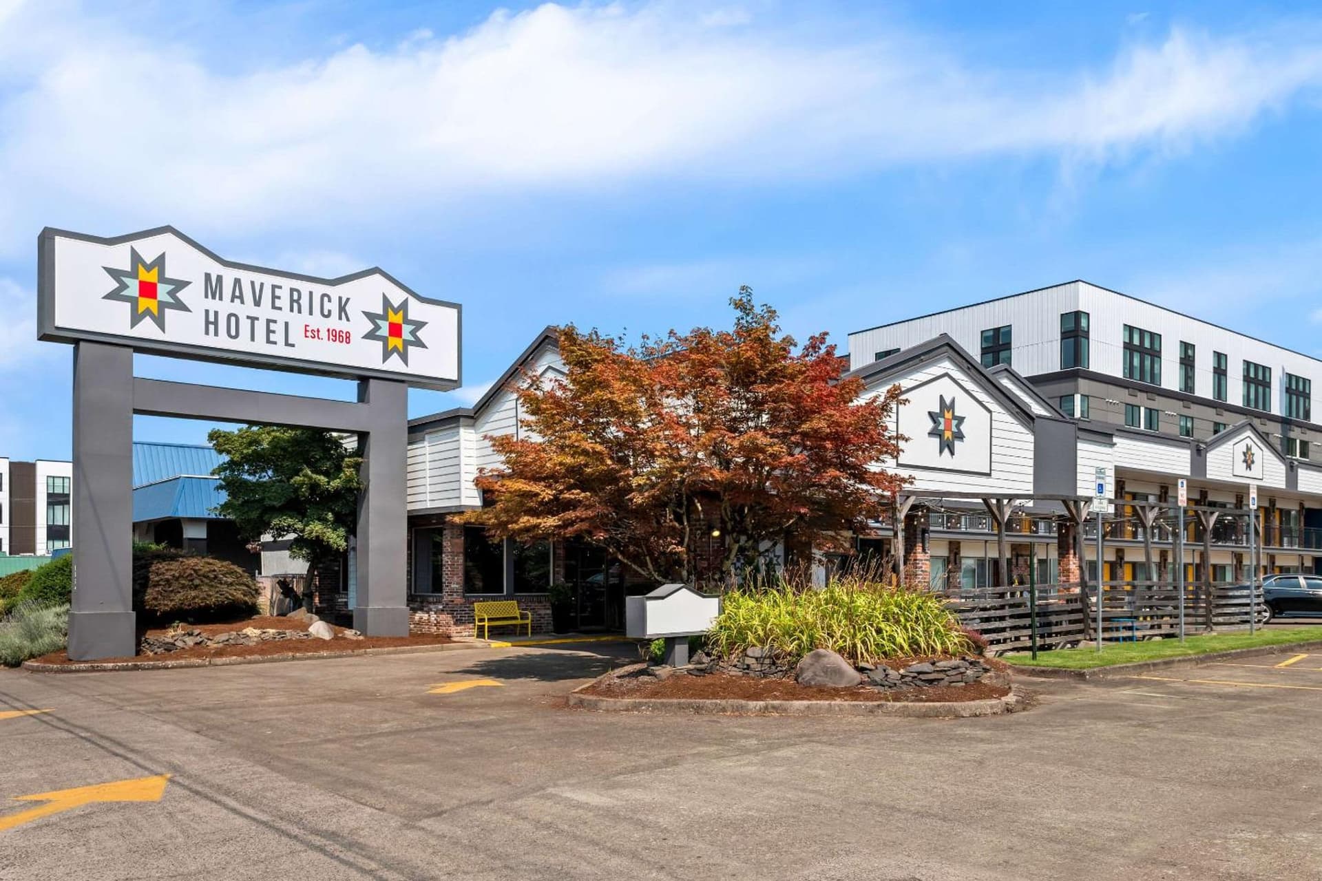 Maverick Hotel Eugene Near University, an Ascend Collection Hotel exterior or lobby in Eugene, OR — main listing photo