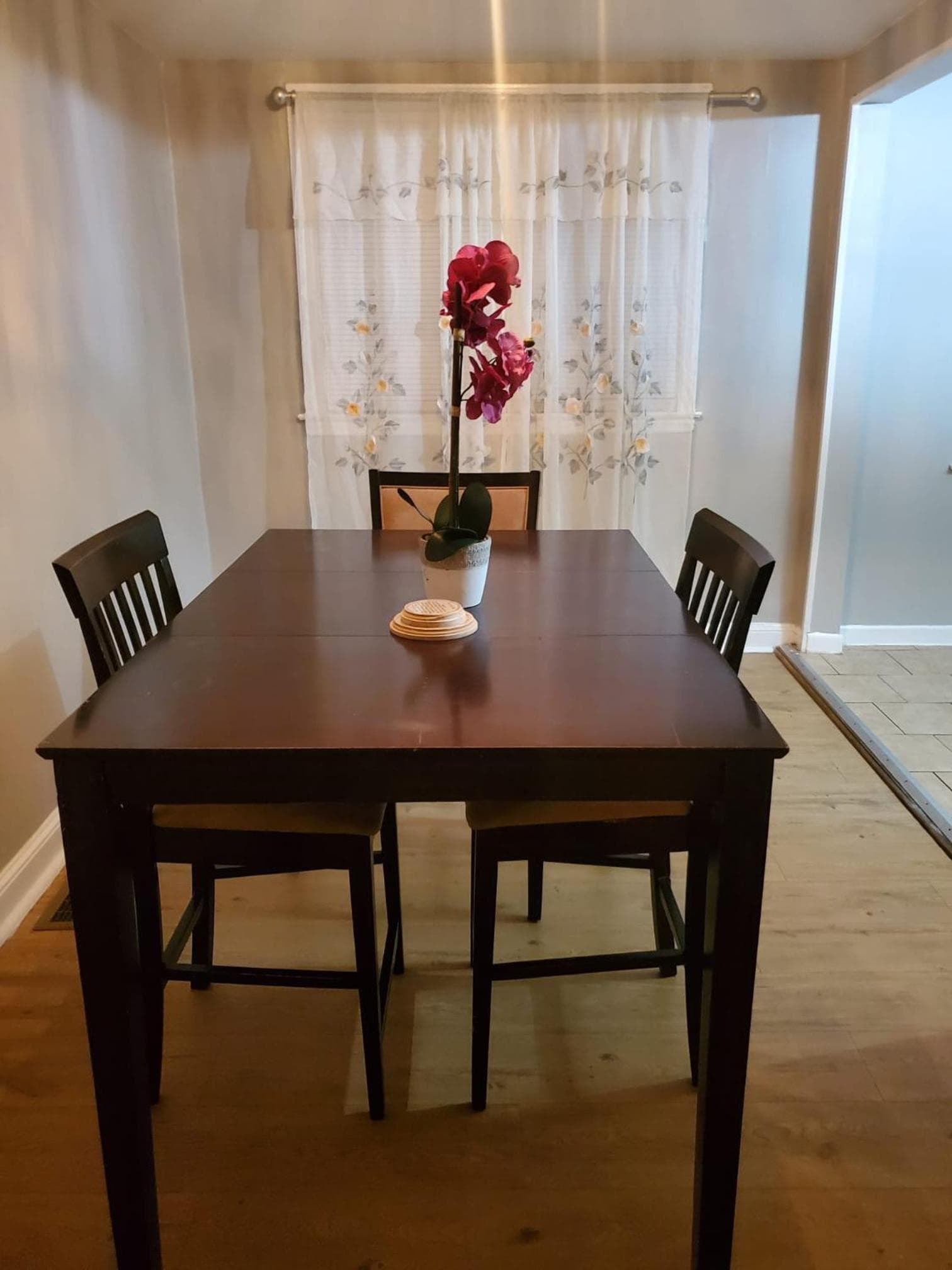 Harmony Room with private bathroom by the Airport — hotel in Darby, Pennsylvania