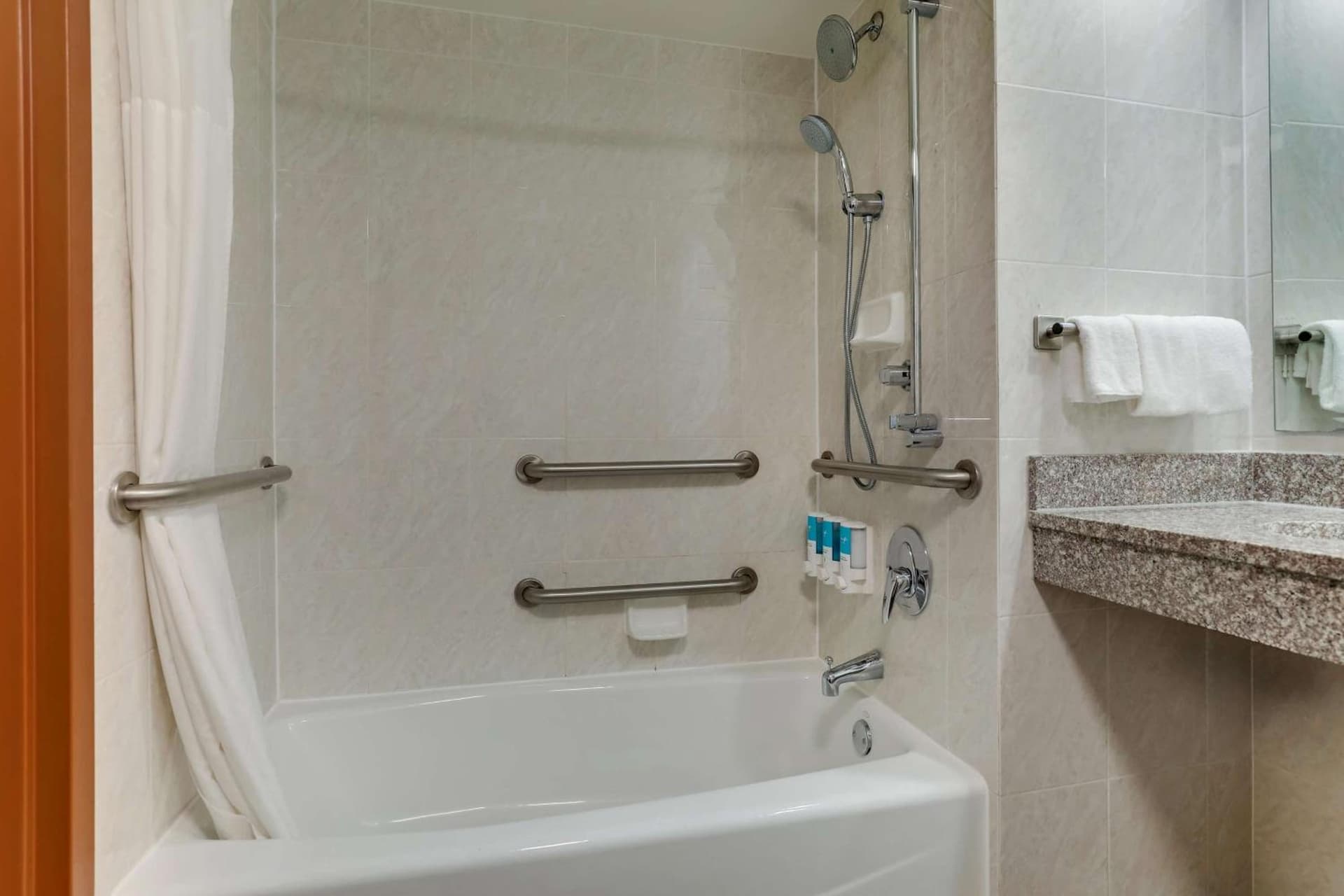 Drury Inn & Suites Birmingham Lakeshore Drive gallery photo in Birmingham, AL — image 15