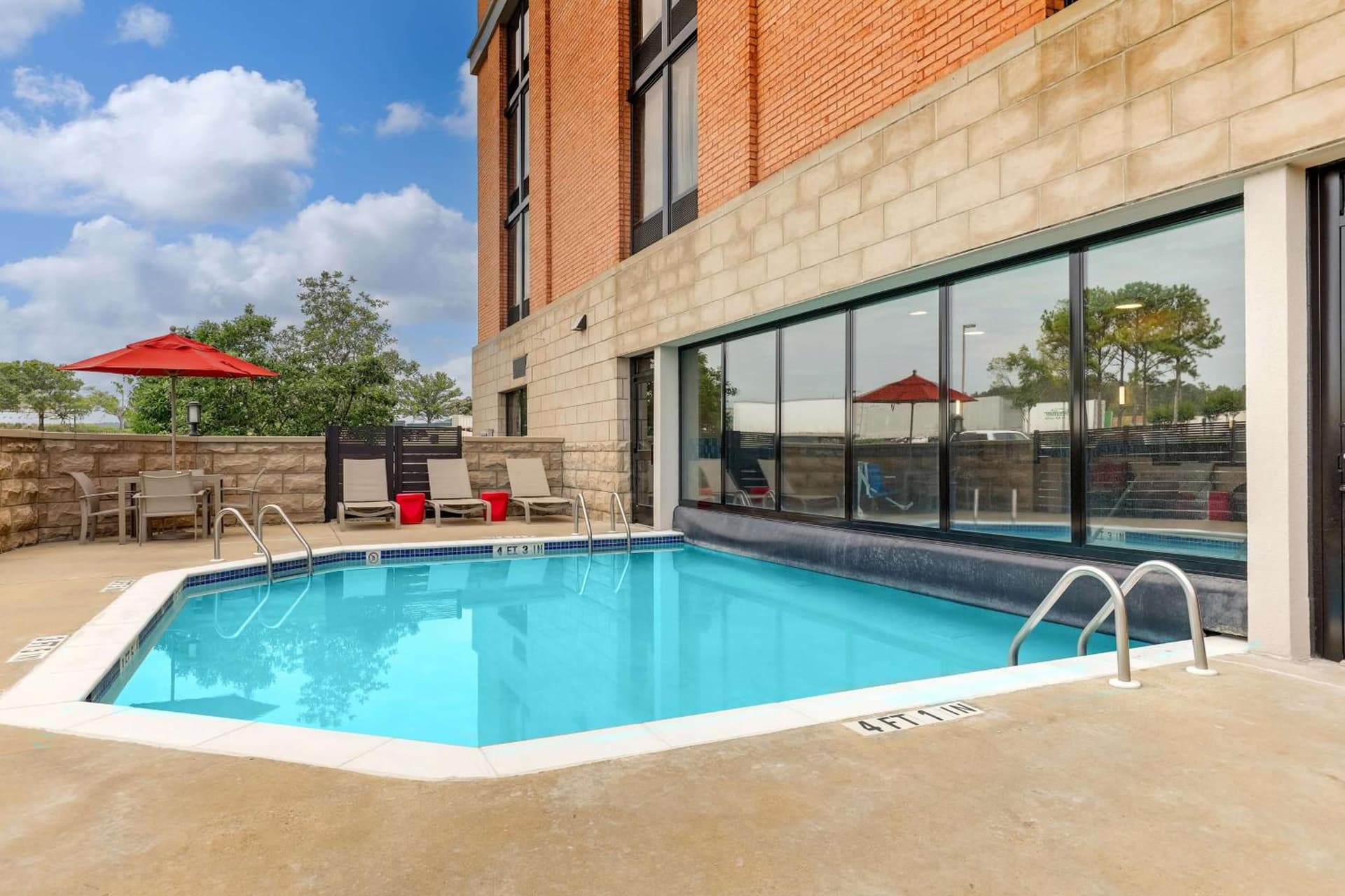 Drury Inn & Suites Birmingham Lakeshore Drive gallery photo in Birmingham, AL — image 9