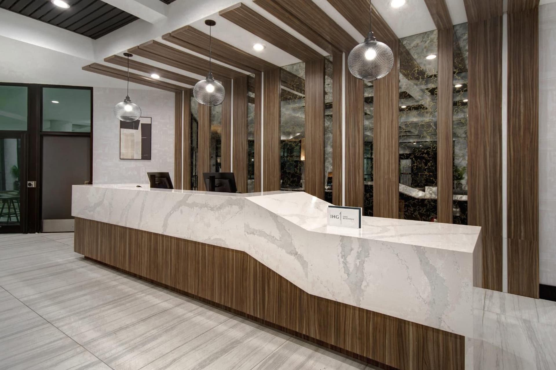 Crowne Plaza Auburn Hills by IHG gallery photo in Auburn Hills, MI — image 9
