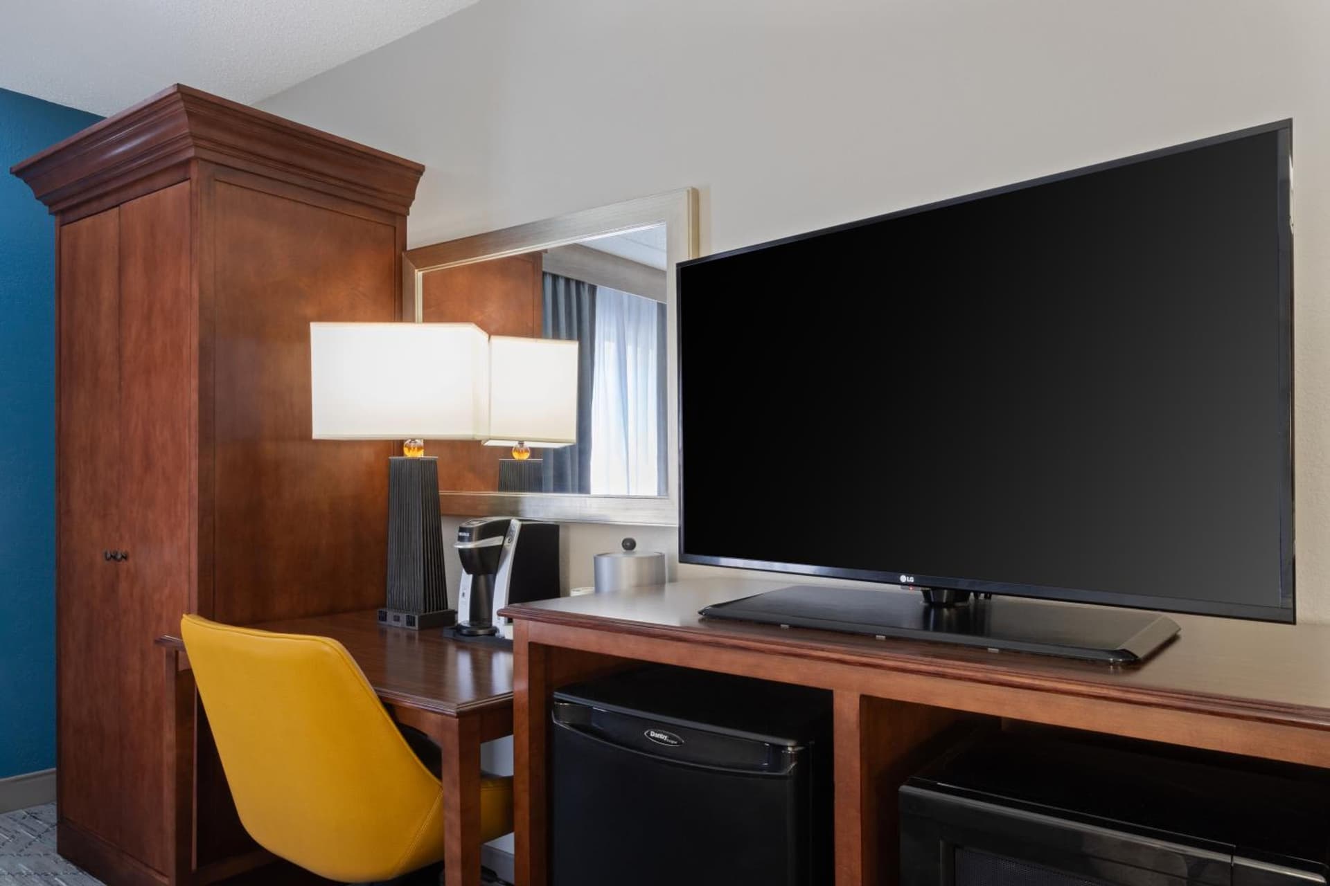 Holiday Inn Express & Suites Cincinnati Riverfront by IHG gallery photo in Covington, KY — image 93