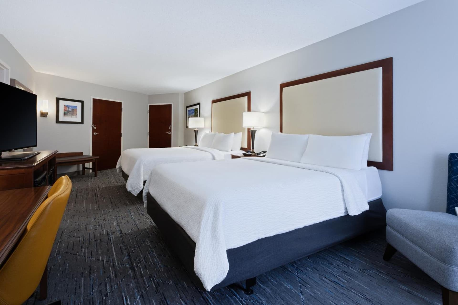 Holiday Inn Express & Suites Cincinnati Riverfront by IHG gallery photo in Covington, KY — image 23