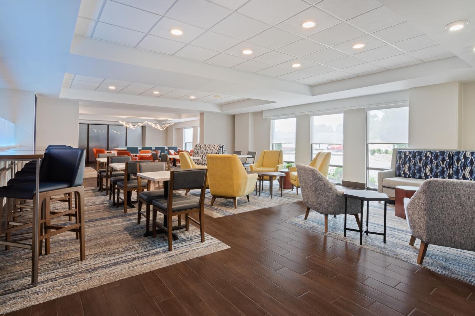 Holiday Inn Express & Suites Cincinnati Riverfront by IHG gallery photo in Covington, KY — image 14