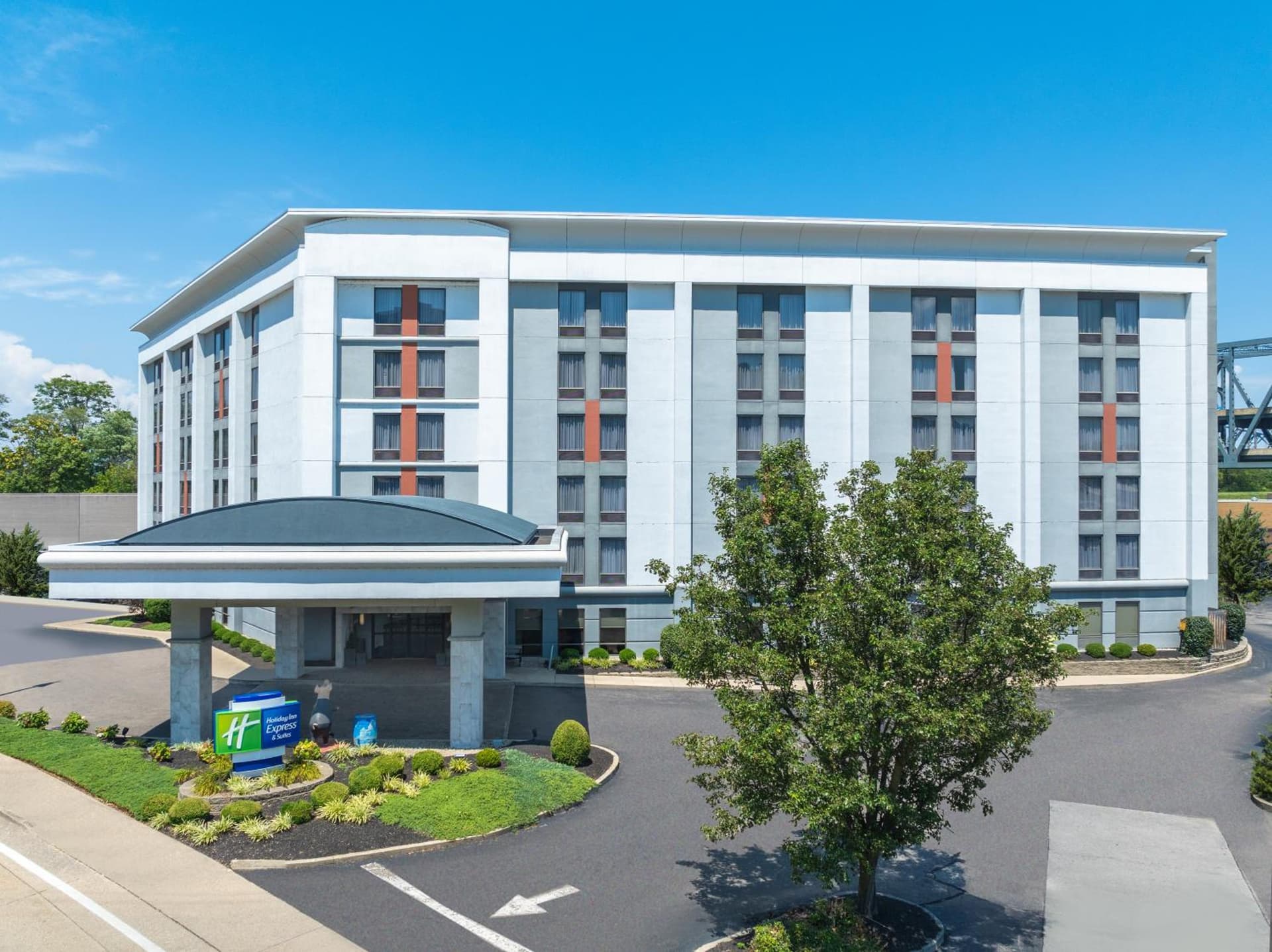 Holiday Inn Express & Suites Cincinnati Riverfront by IHG gallery photo in Covington, KY — image 110