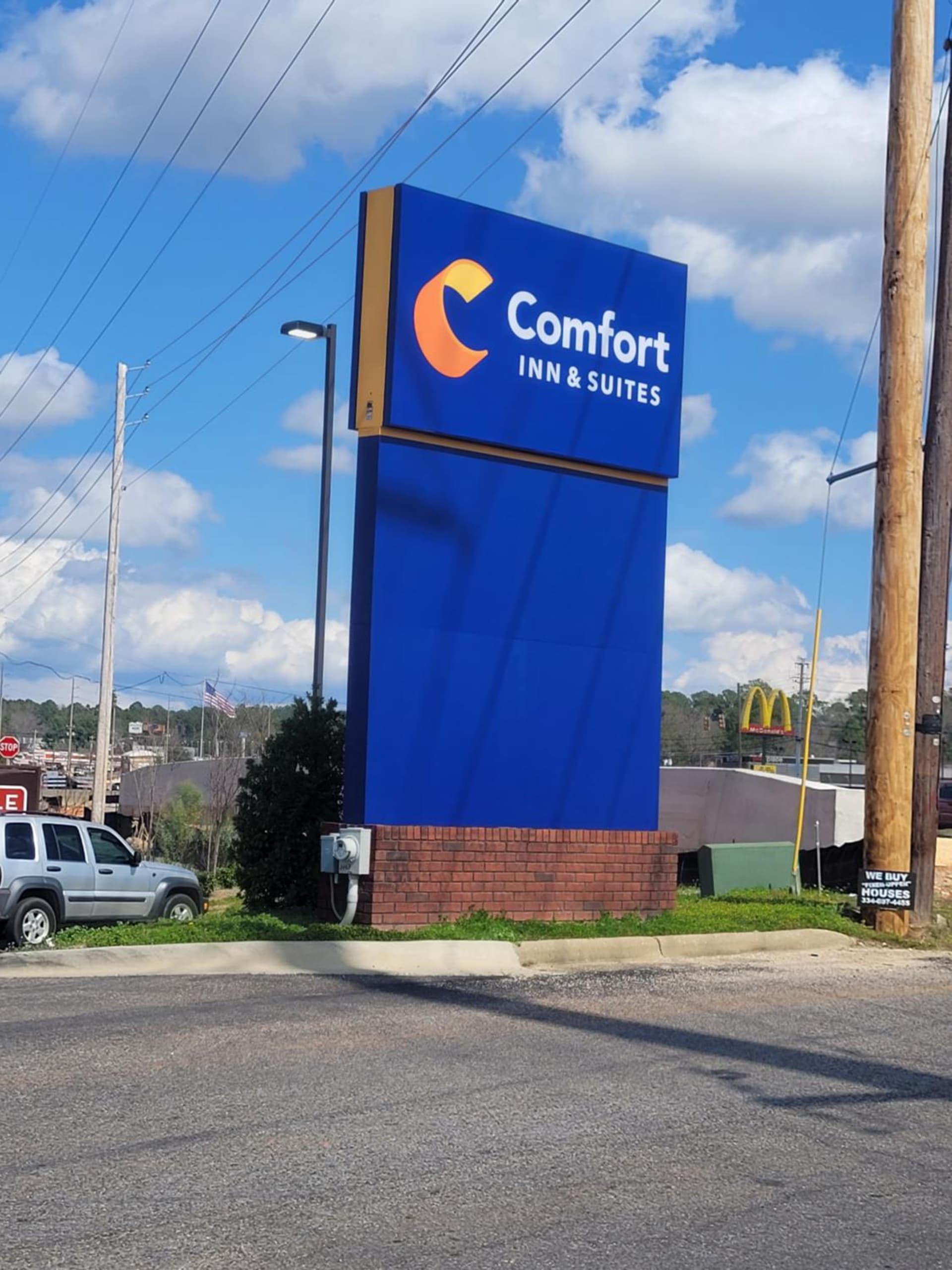 Comfort Inn & Suites Dothan Northside Plaza interior in Dothan, AL — gallery photo 2