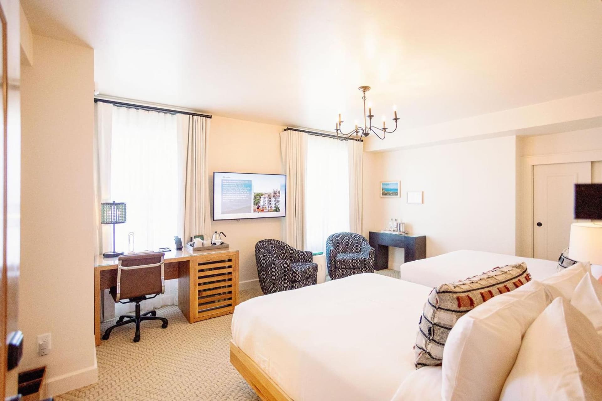 Hotel Santa Barbara gallery photo in Santa Barbara, CA — image 68