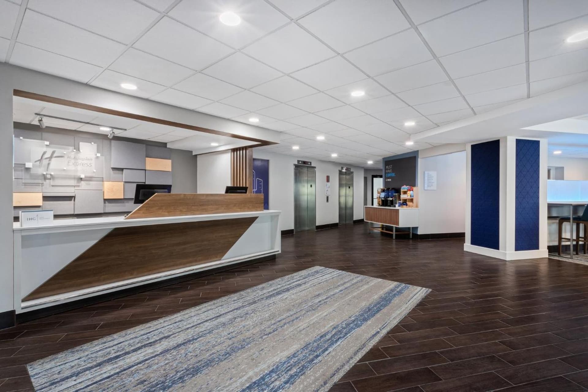 Holiday Inn Express & Suites Cincinnati Riverfront by IHG gallery photo in Covington, KY — image 83