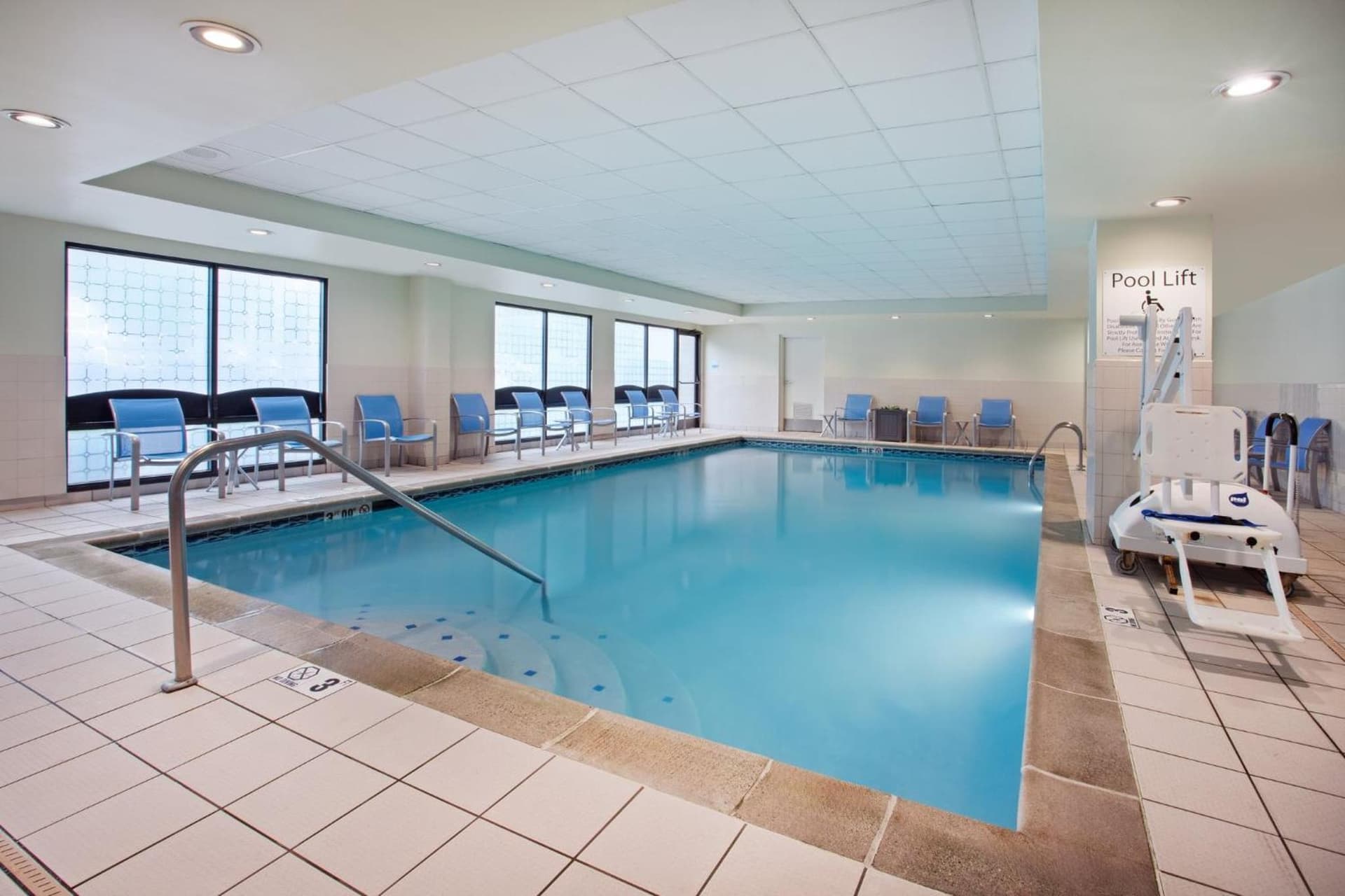 Holiday Inn Express & Suites Cincinnati Riverfront by IHG gallery photo in Covington, KY — image 21