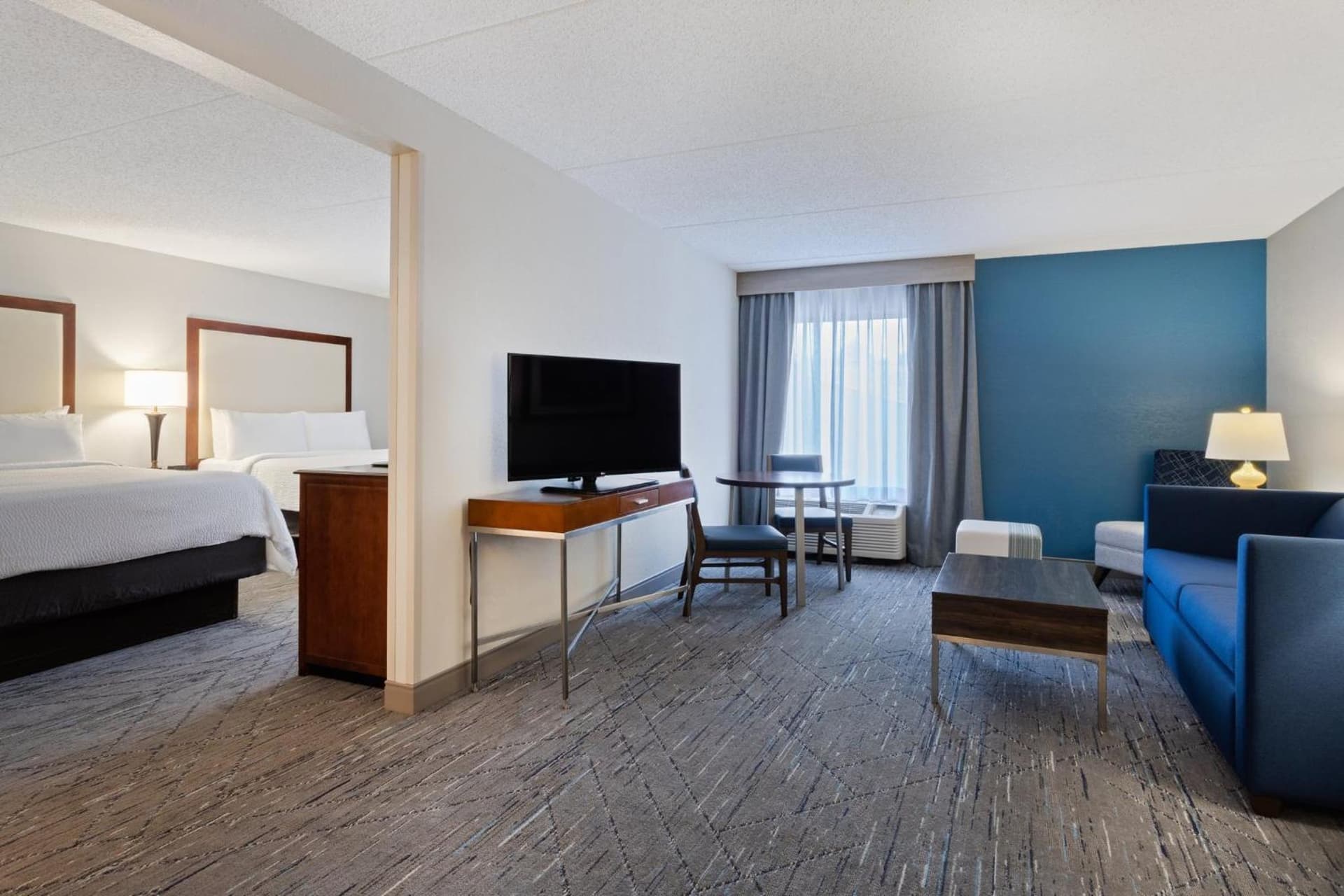 Holiday Inn Express & Suites Cincinnati Riverfront by IHG gallery photo in Covington, KY — image 82