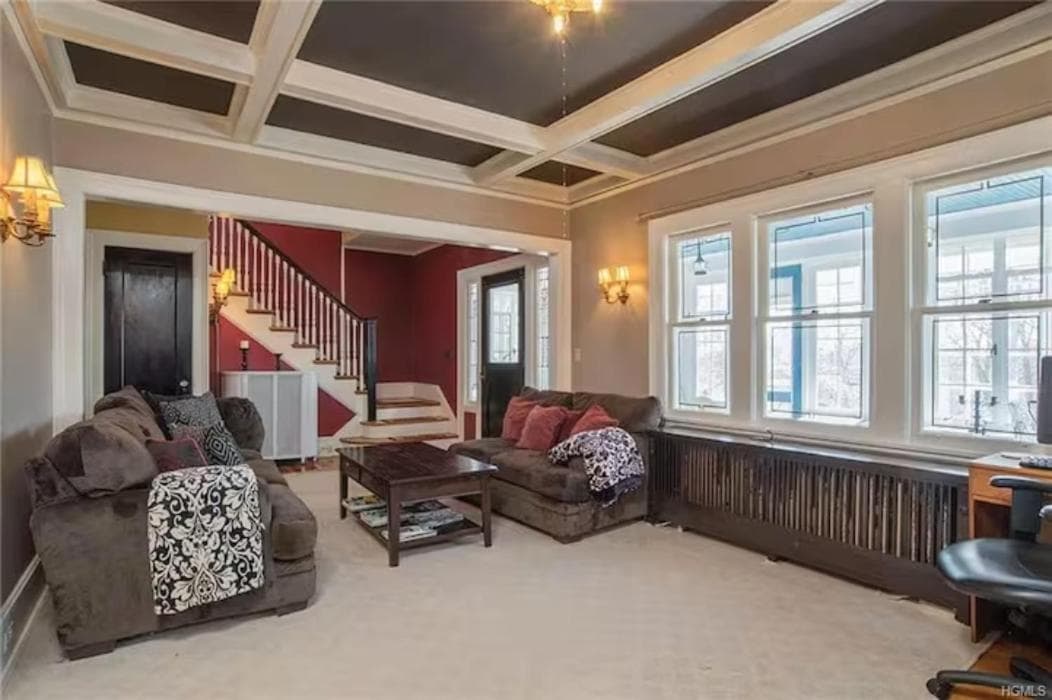 Cozy Homeva Chatterton WP interior in White Plains, NY — gallery photo 2