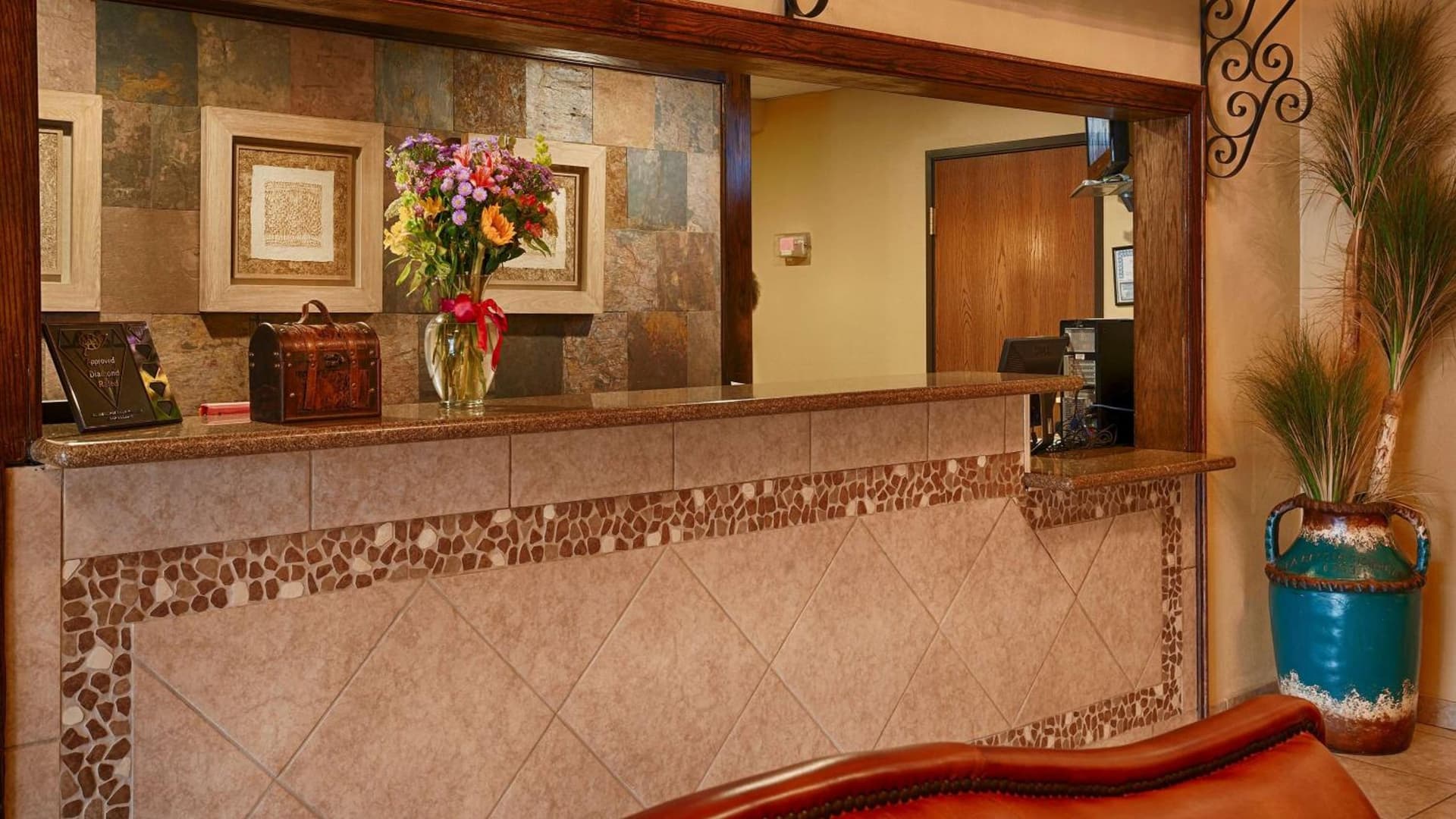 Best Western San Isidro Inn property views in Laredo, TX — gallery photo 3