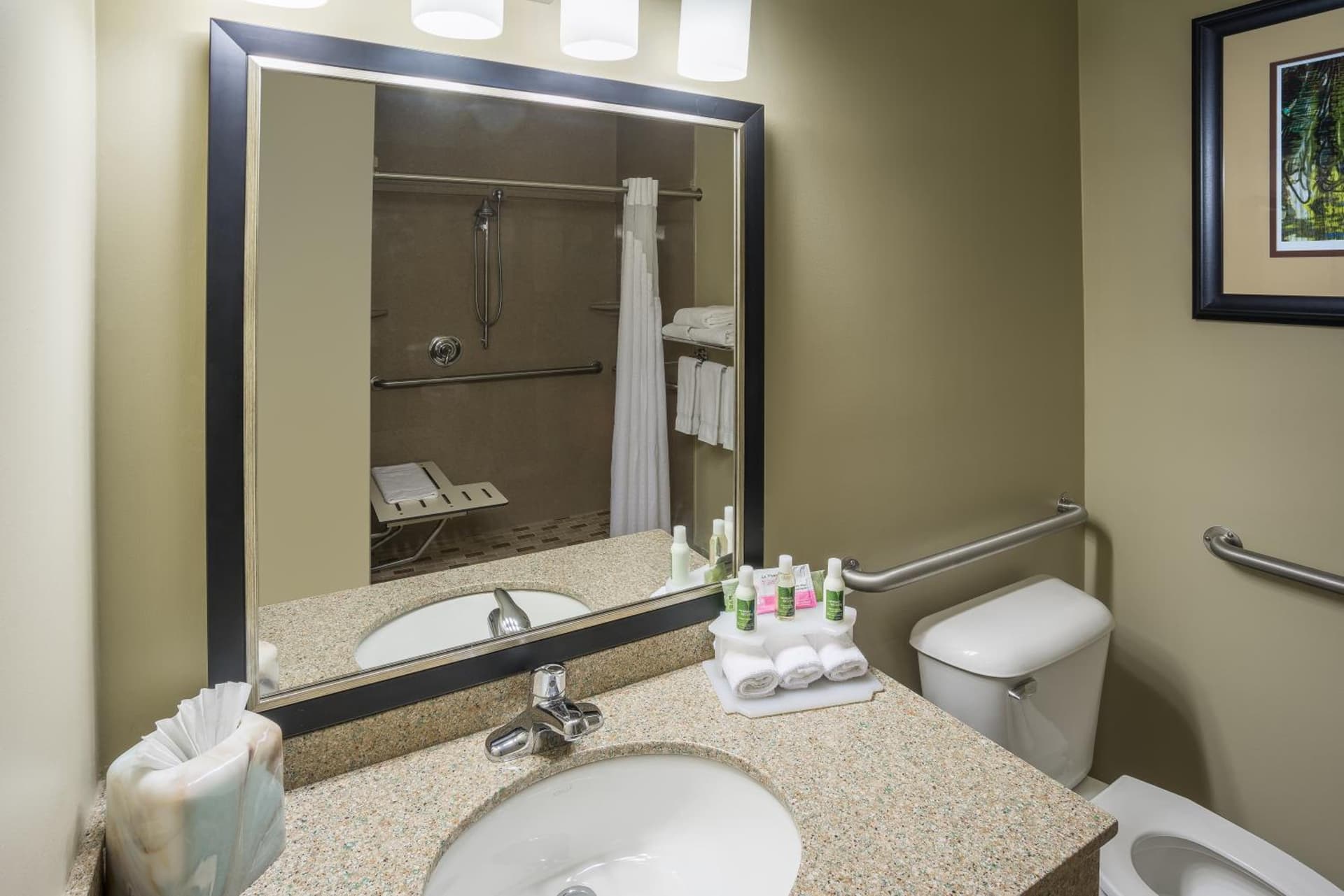 Holiday Inn Express Hotel & Suites St. Paul - Woodbury by IHG interior in Woodbury, MN — gallery photo 2