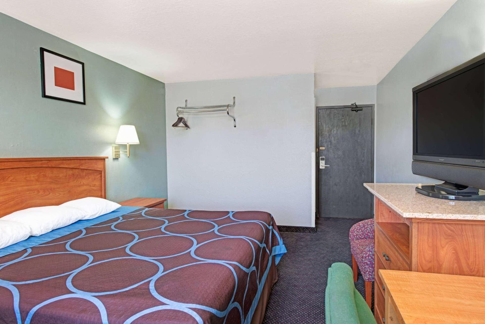 Super 8 by Wyndham Sacramento/Florin Rd gallery photo in Sacramento, CA — image 17