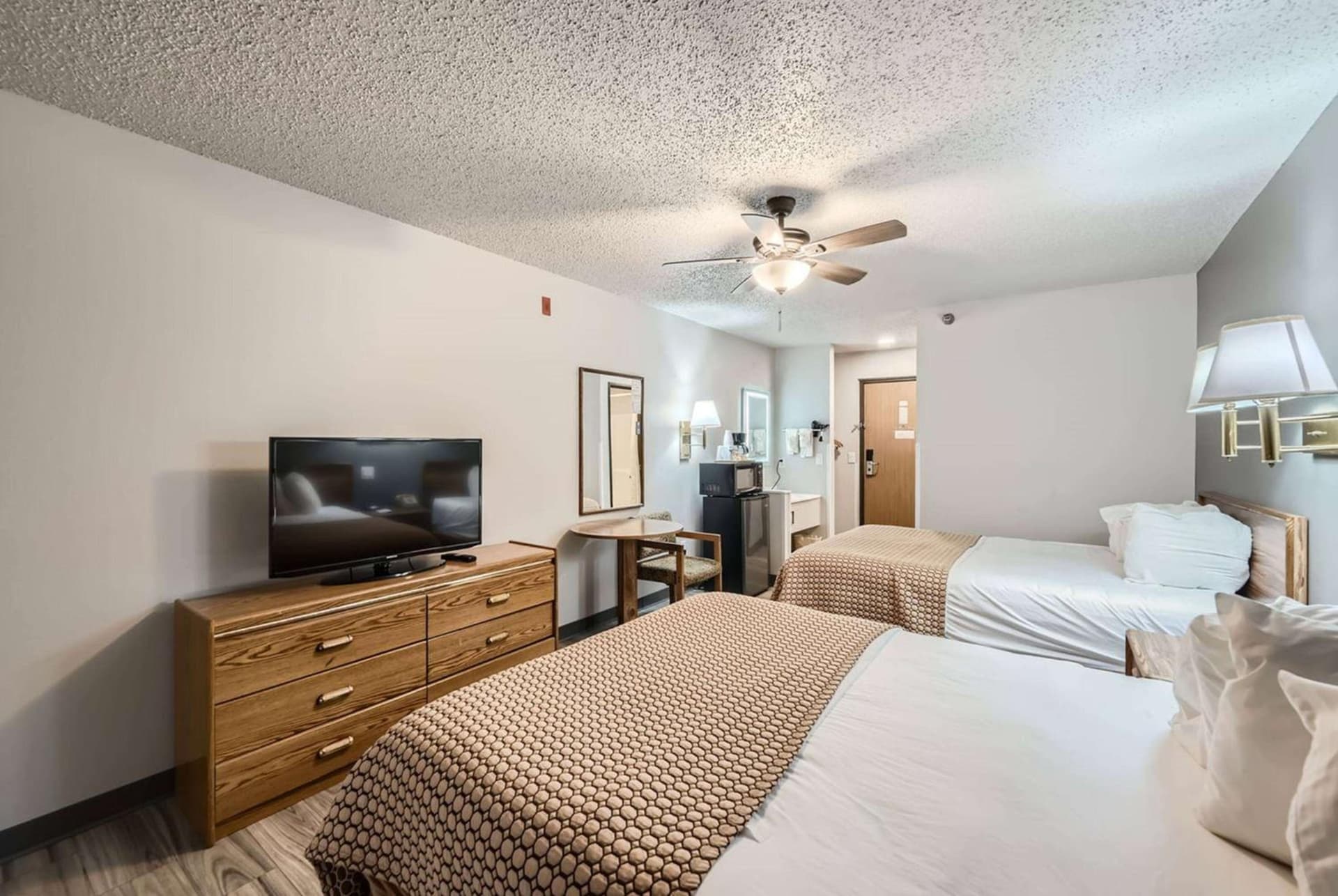 Travelodge by Wyndham Longmont gallery photo in Longmont, CO — image 14