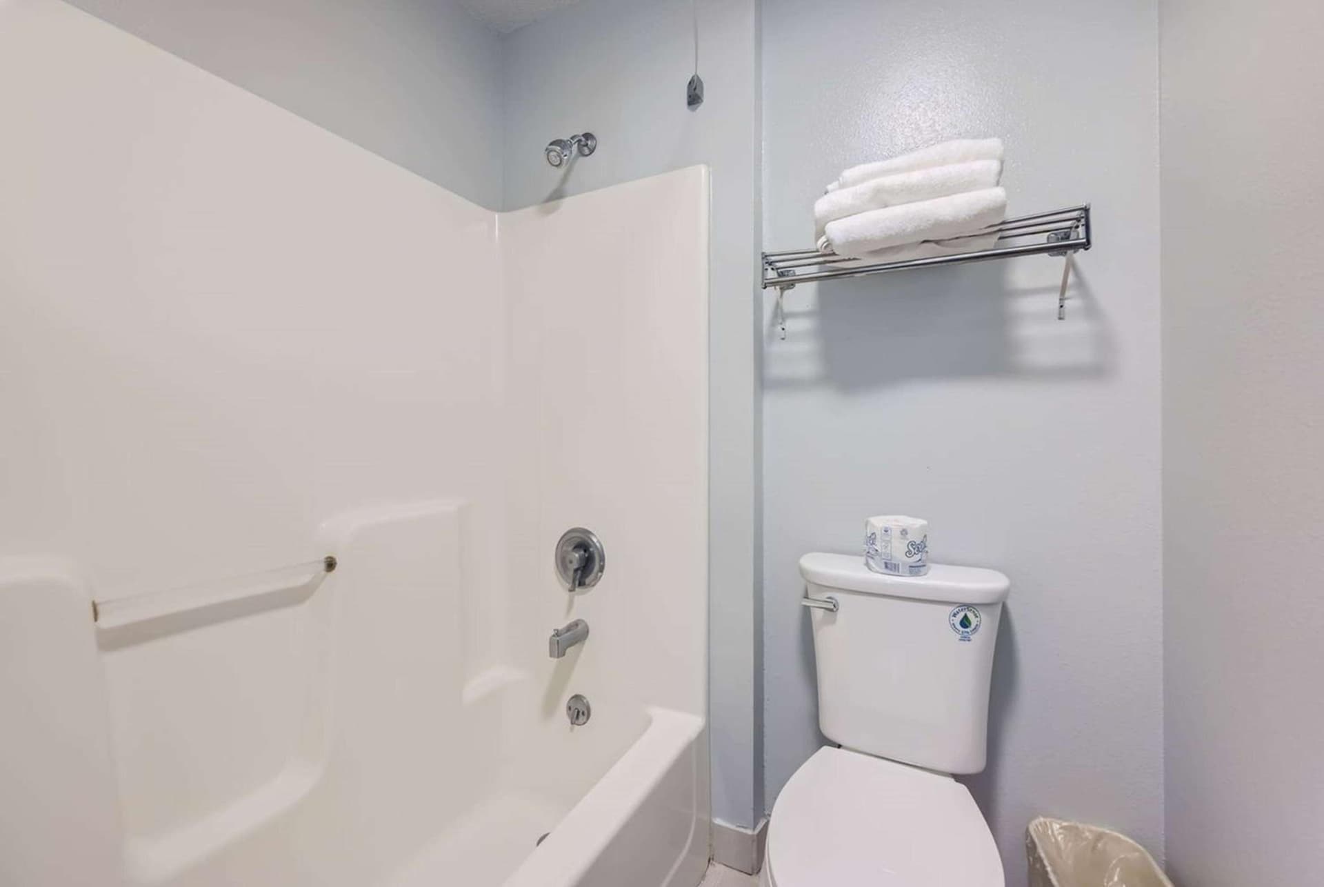 Travelodge by Wyndham Longmont gallery photo in Longmont, CO — image 11
