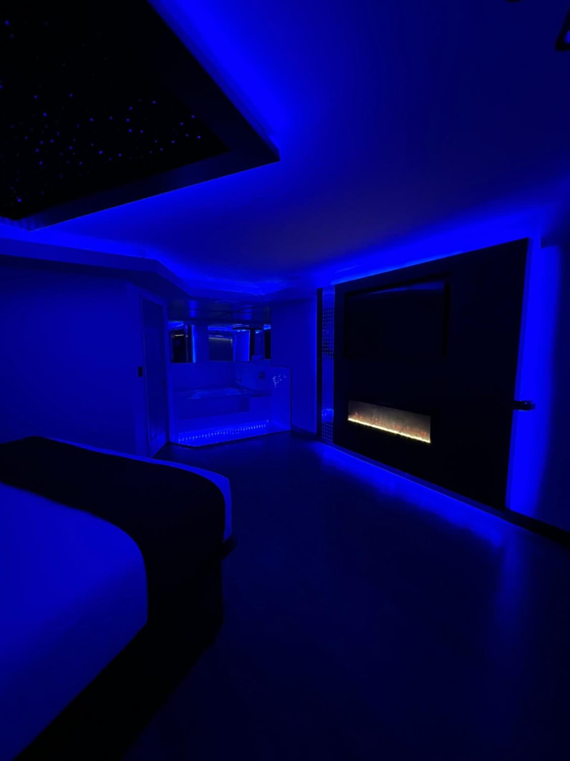 Imperial Suites, Adults Only gallery photo in Jackson, MS — image 41