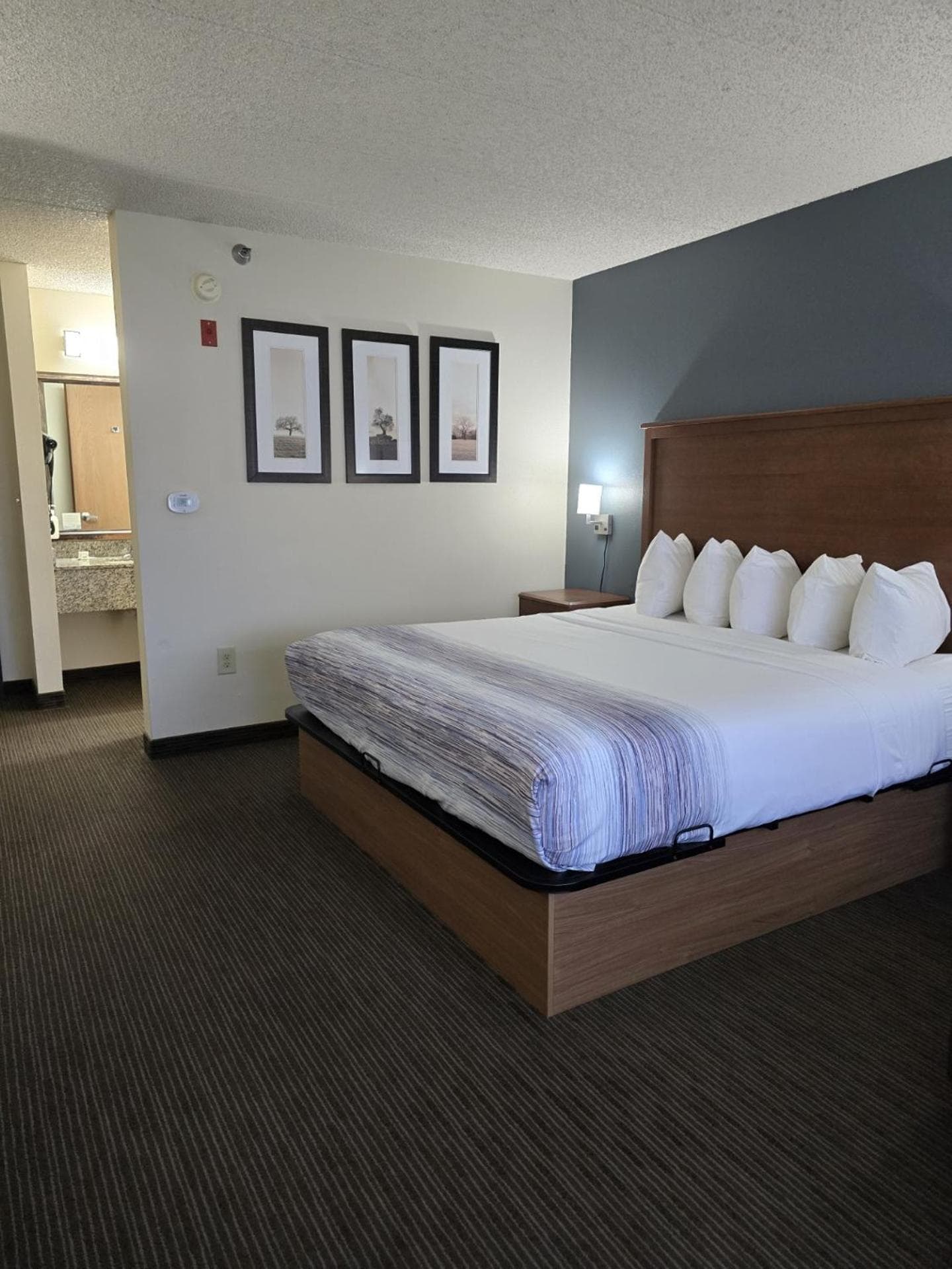 AmericInn by Wyndham Windsor Ft. Collins interior in Fort Collins, CO — gallery photo 2