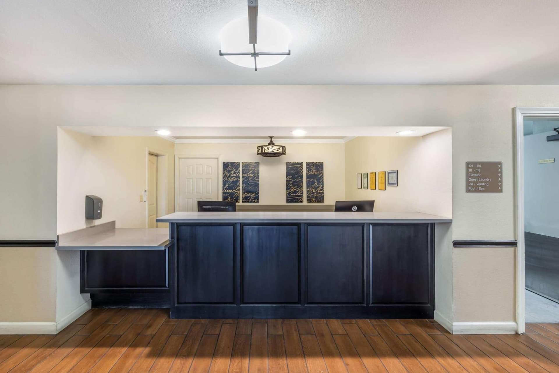 Best Western Capital City Inn property views in Sacramento, CA — gallery photo 3