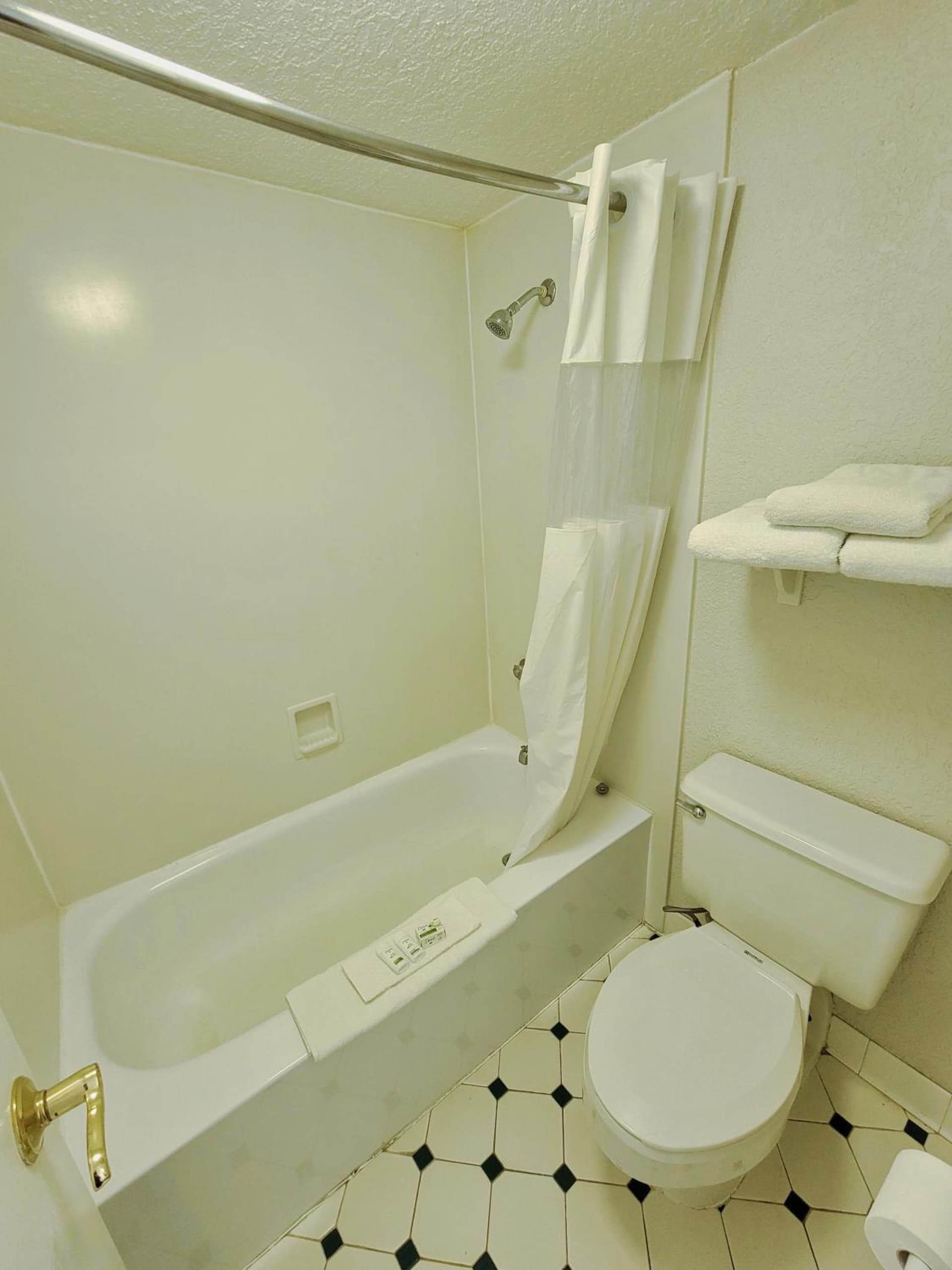 Travelodge by Wyndham Amarillo West Medical Center gallery photo in Amarillo, TX — image 30
