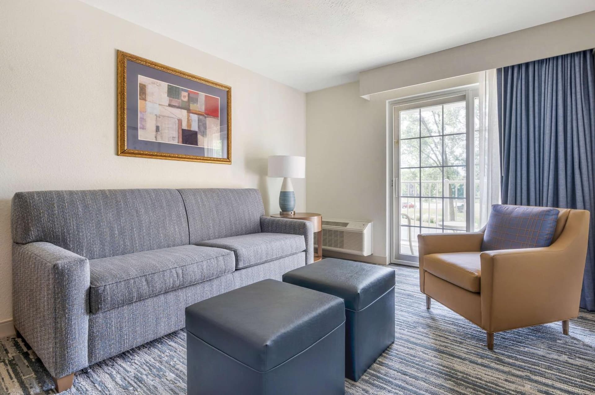 Hilton Vacation Club Varsity Club South Bend, IN interior in South Bend, IN — gallery photo 2