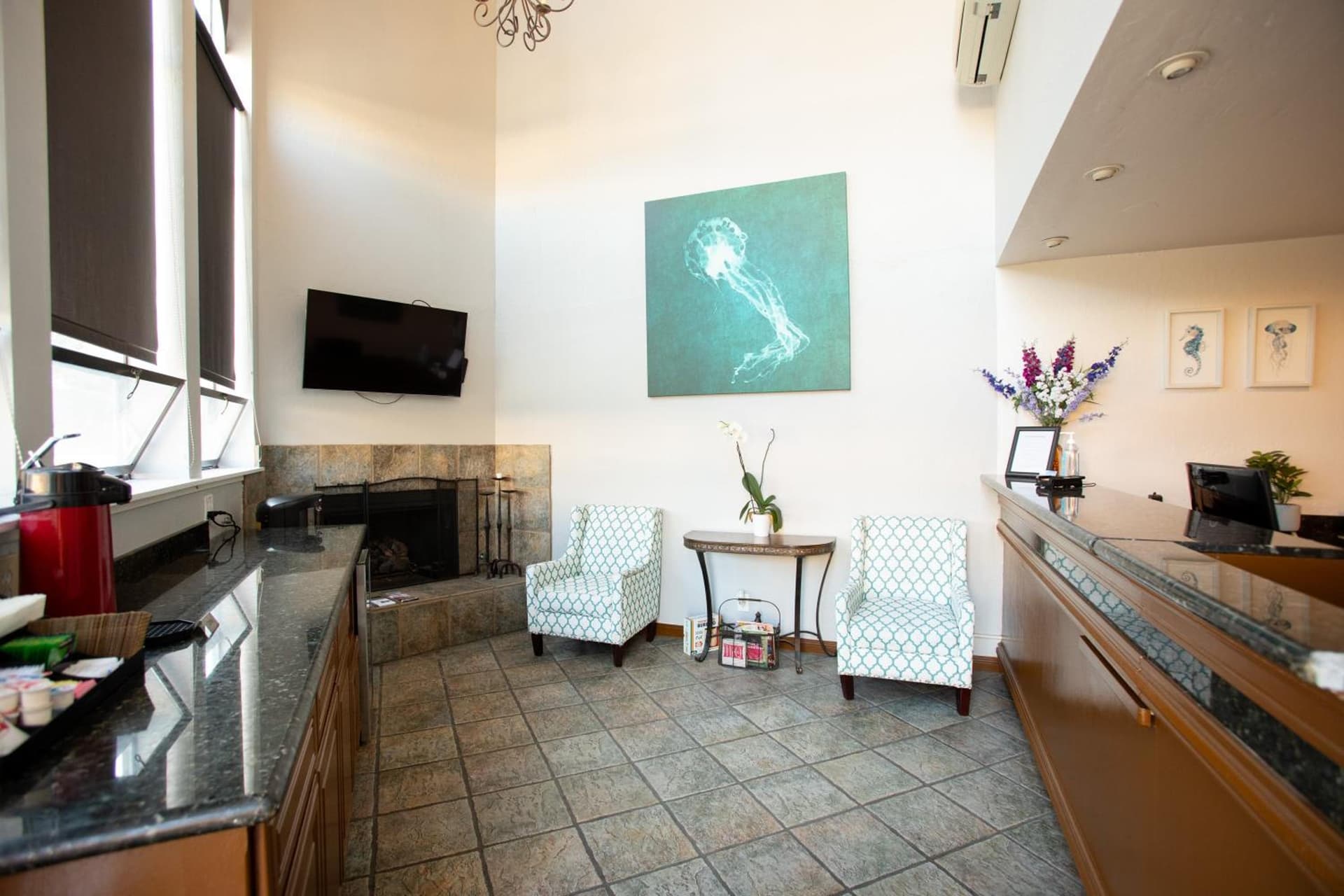 Munras Inn property views in Monterey, CA — gallery photo 3
