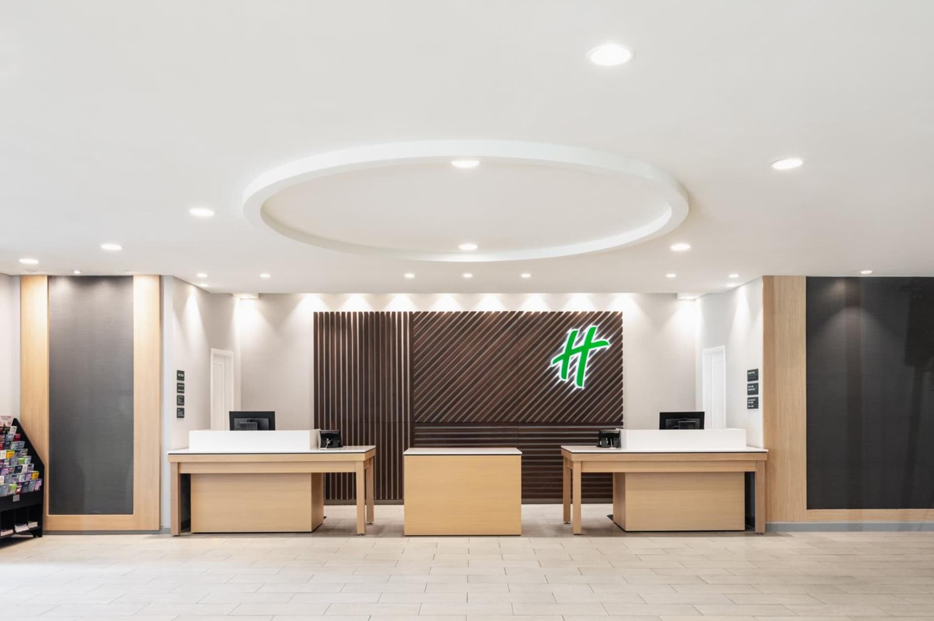 Holiday Inn Newark International Airport gallery photo in Newark, NJ — image 37