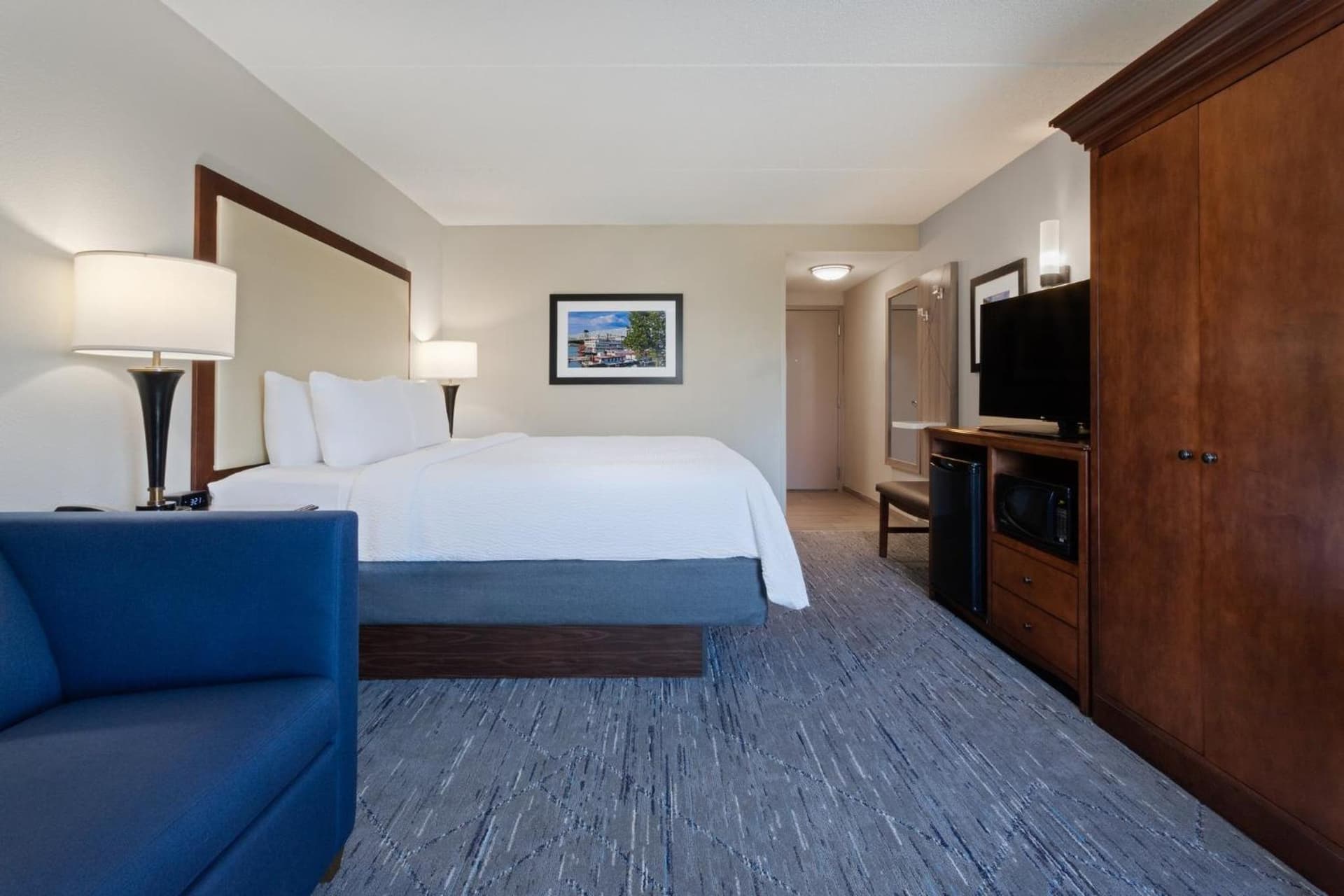 Holiday Inn Express & Suites Cincinnati Riverfront by IHG gallery photo in Covington, KY — image 38