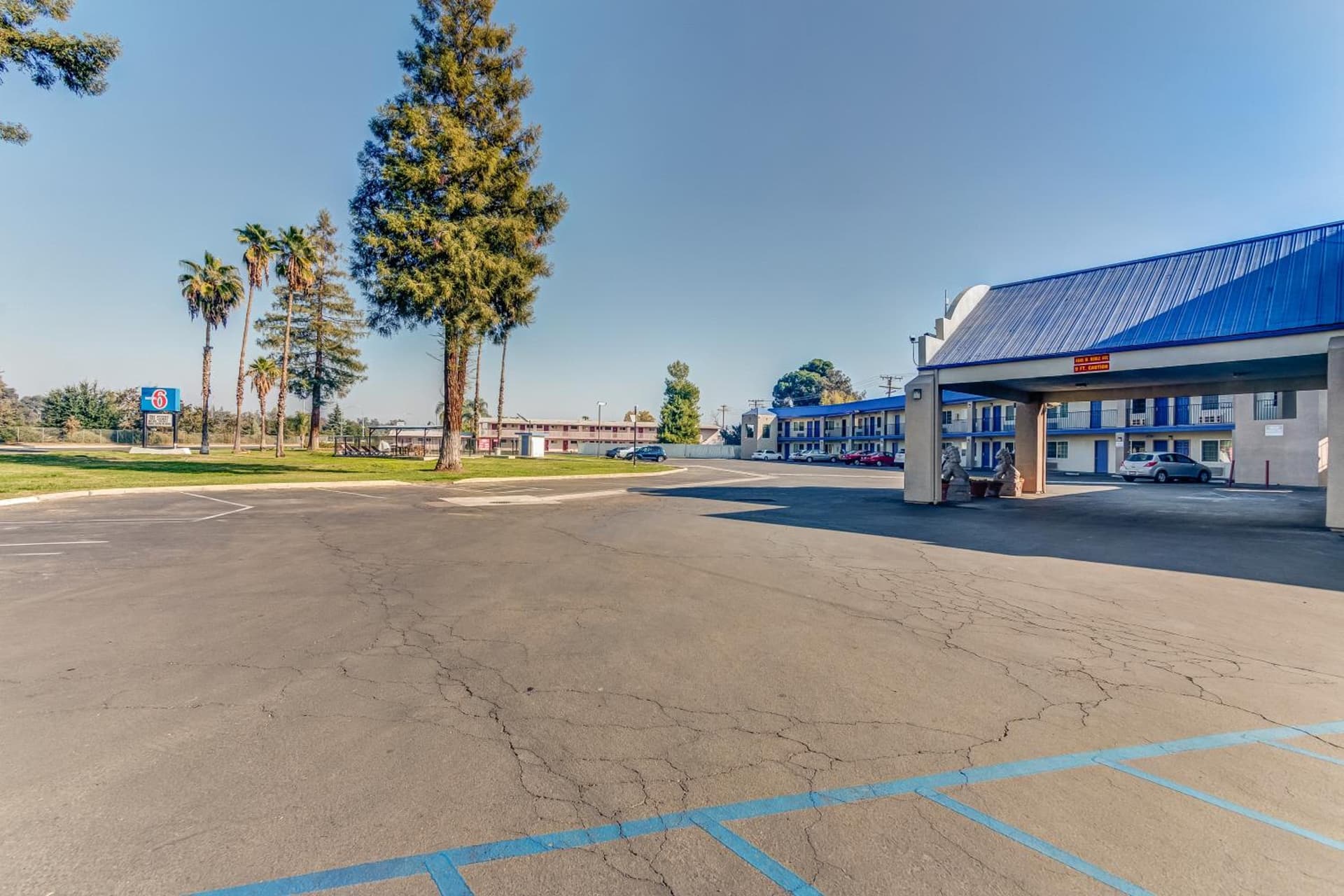 Motel 6-Visalia, CA interior in Visalia, CA — gallery photo 2