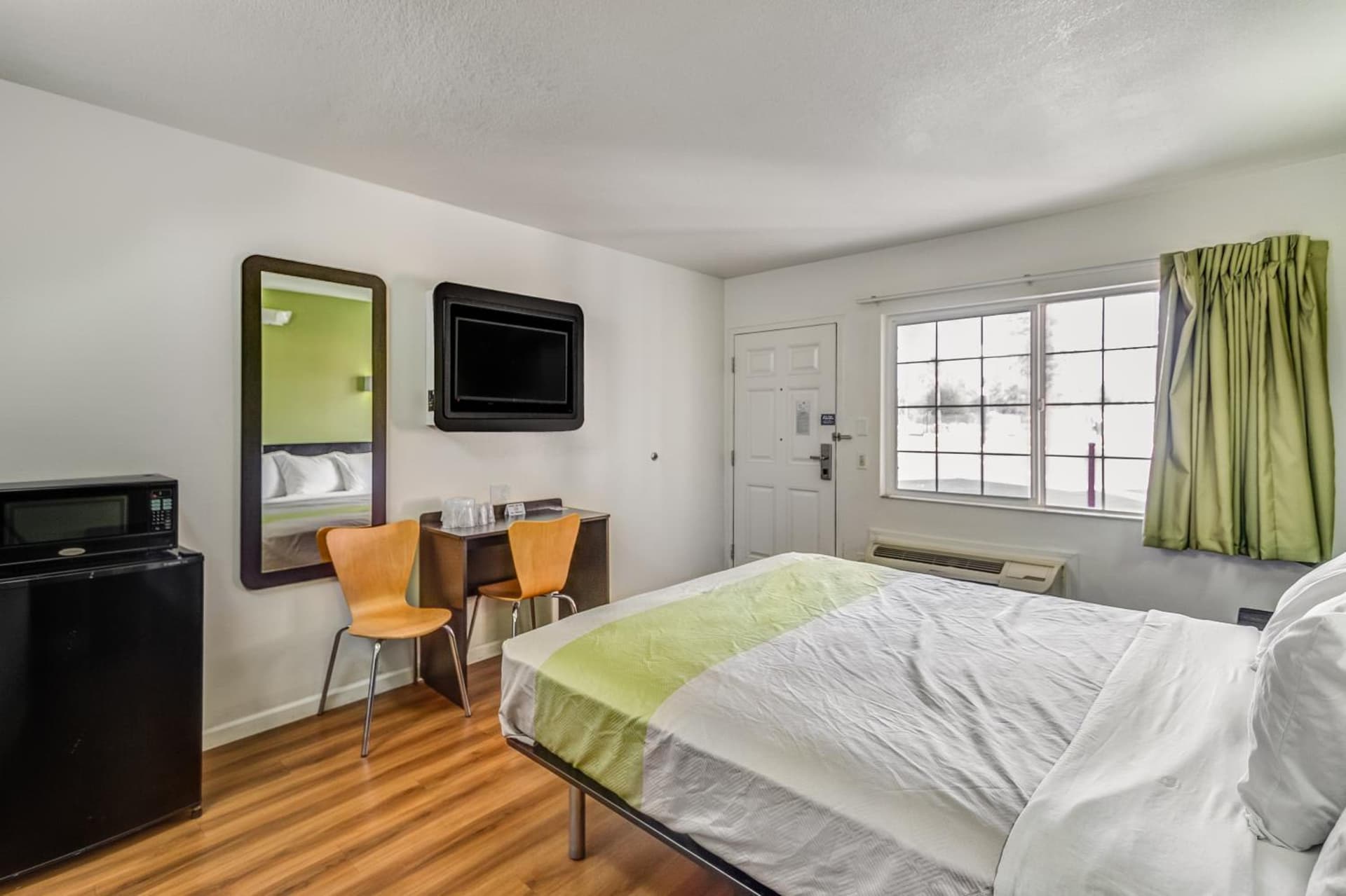 Motel 6-Visalia, CA gallery photo in Visalia, CA — image 31