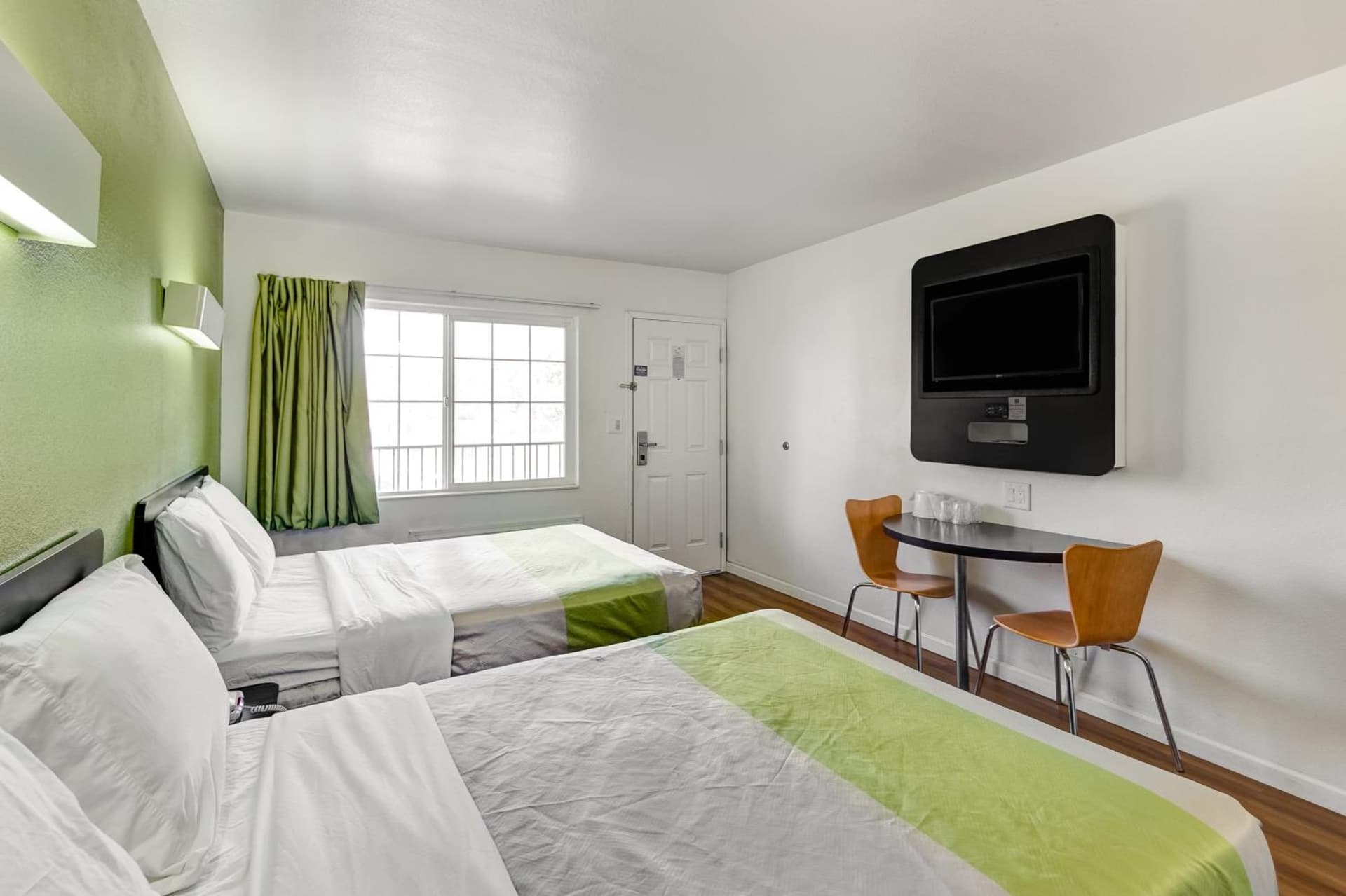 Motel 6-Visalia, CA gallery photo in Visalia, CA — image 11