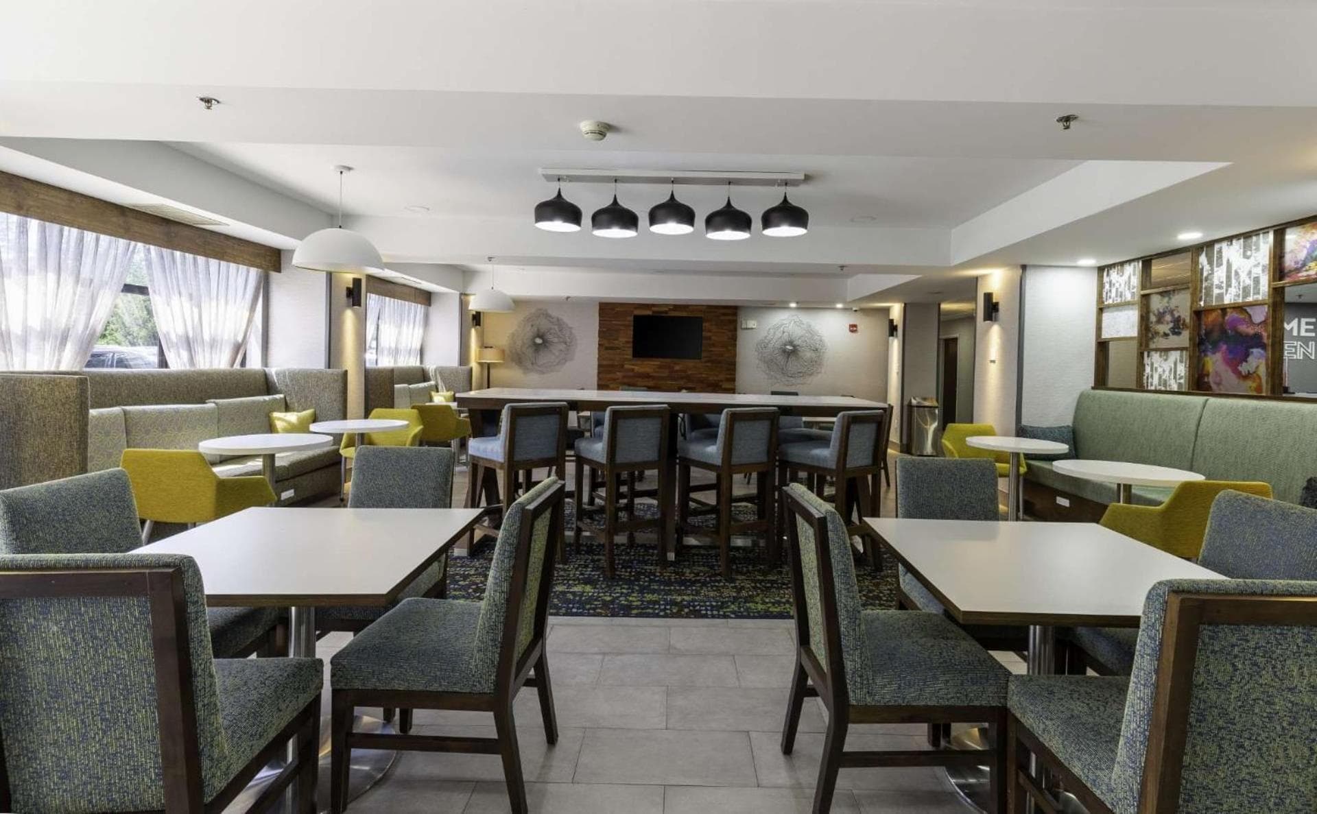 Hampton Inn East Windsor gallery photo in East Windsor, NJ — image 35